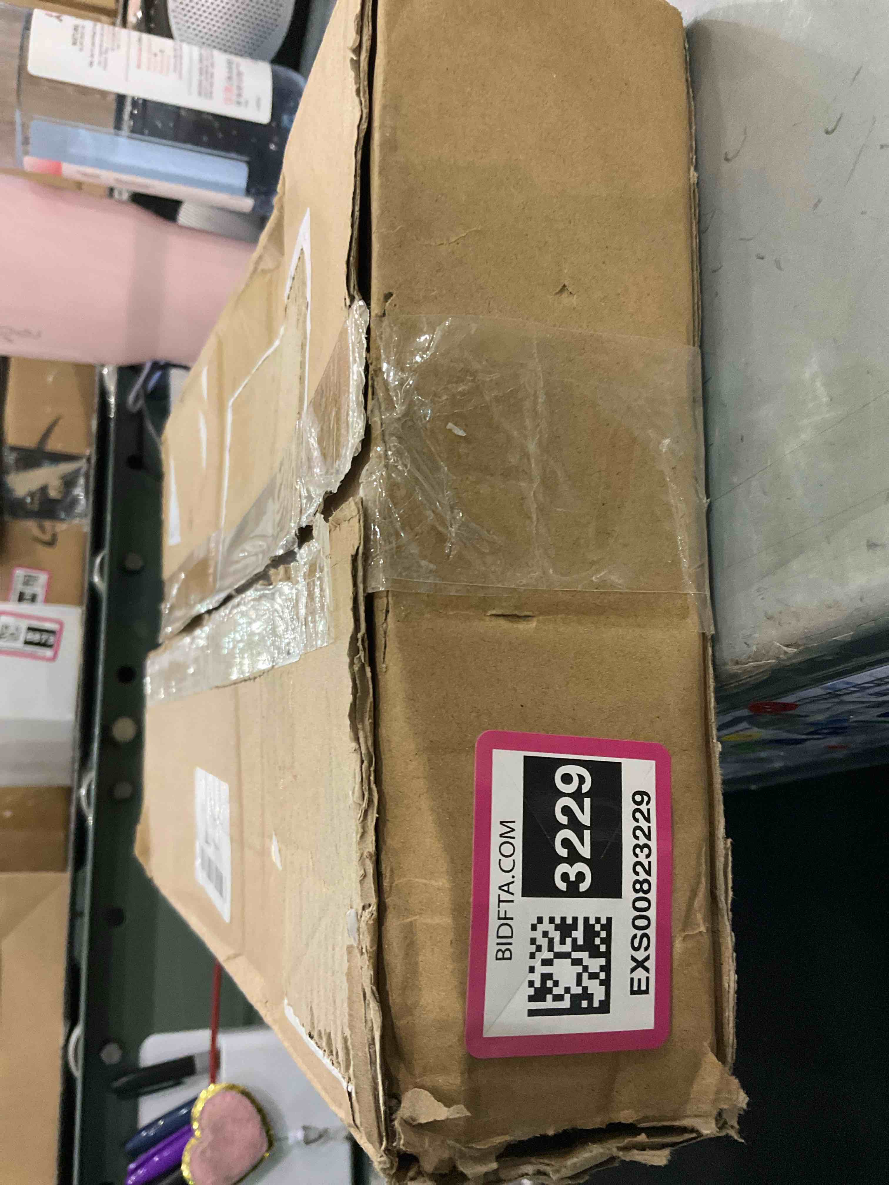 https://s3.amazonaws.com/lotting-images-prod/bidfta/EXS00823229_1700498134553.jpeg