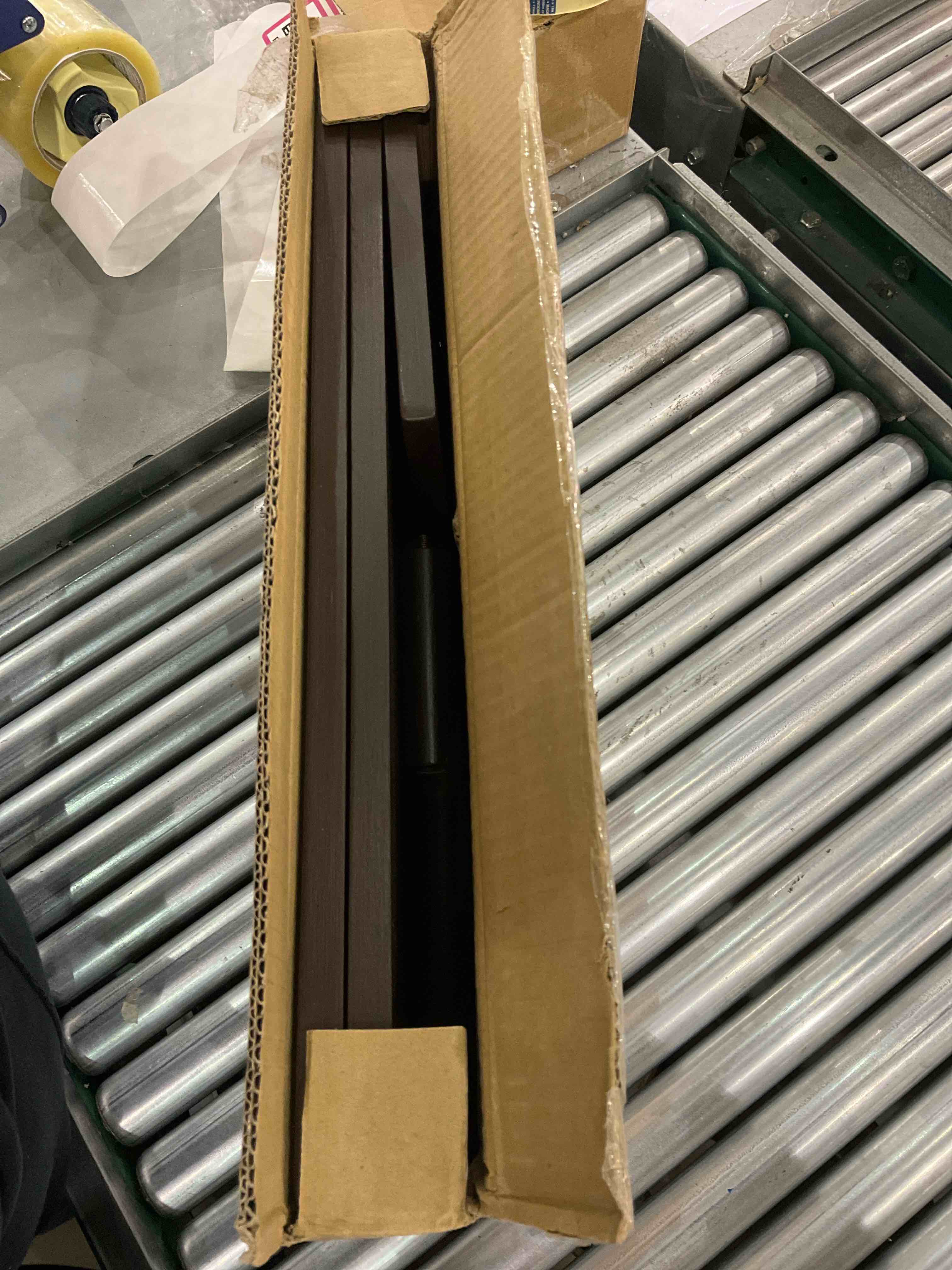 https://s3.amazonaws.com/lotting-images-prod/bidfta/EXS00823332_1700572605581.jpeg
