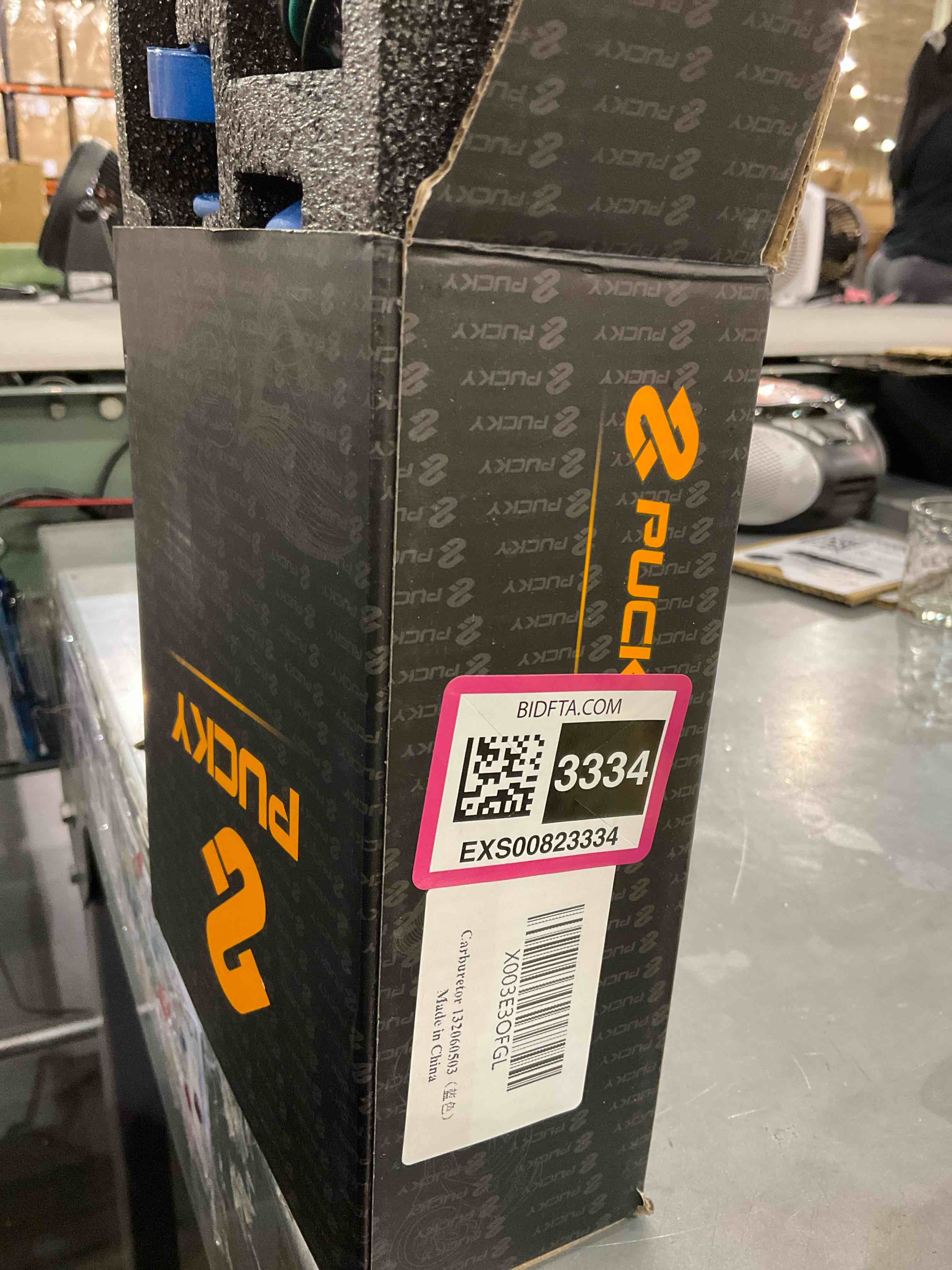 https://s3.amazonaws.com/lotting-images-prod/bidfta/EXS00823334_1700572822496.jpeg