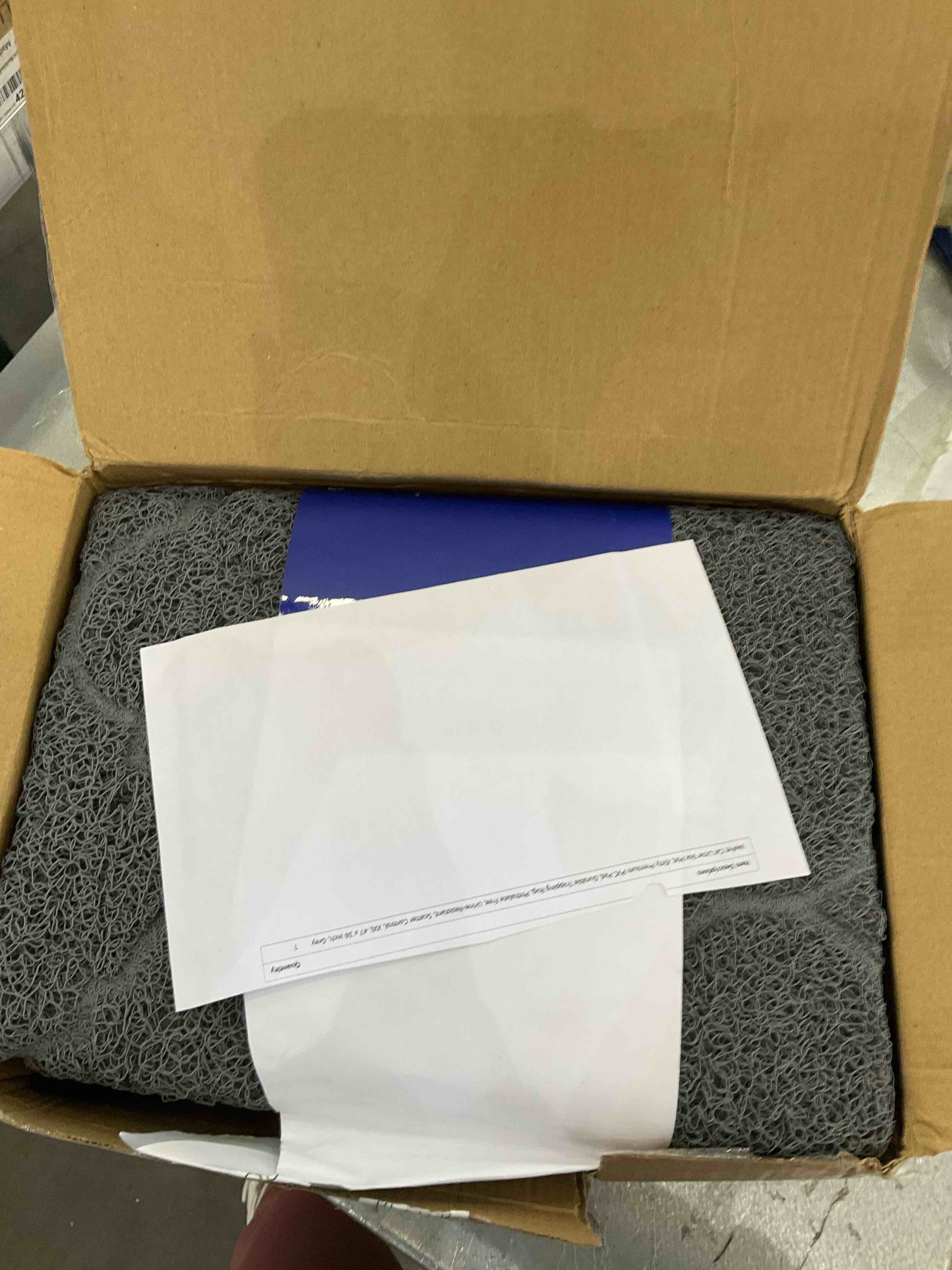 https://s3.amazonaws.com/lotting-images-prod/bidfta/EXS00824266_1699373953939.jpeg