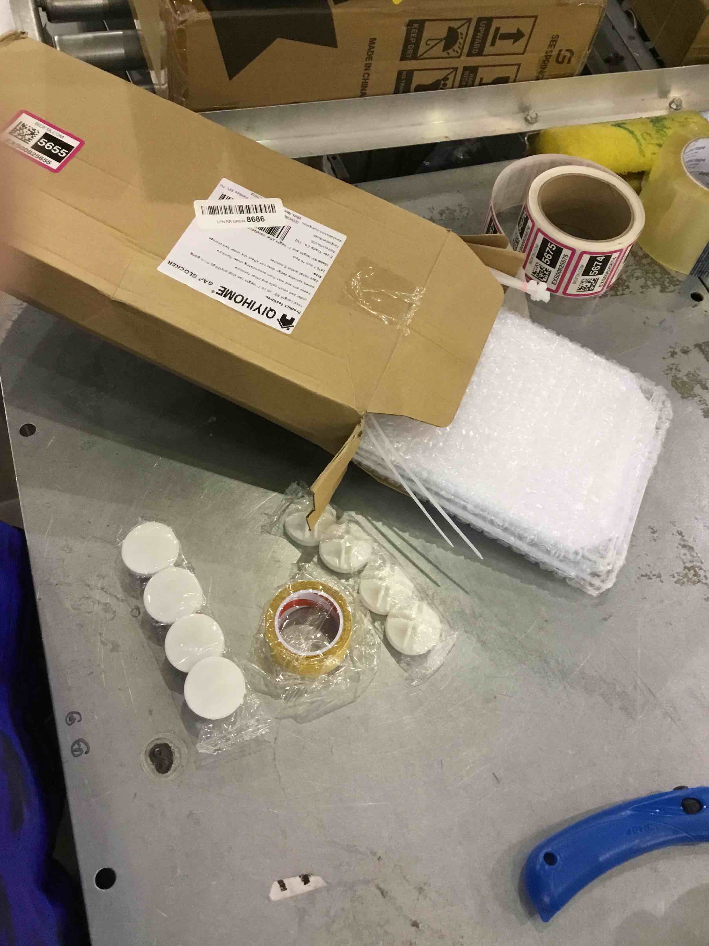 https://s3.amazonaws.com/lotting-images-prod/bidfta/EXS00825655_1699969790892.jpeg