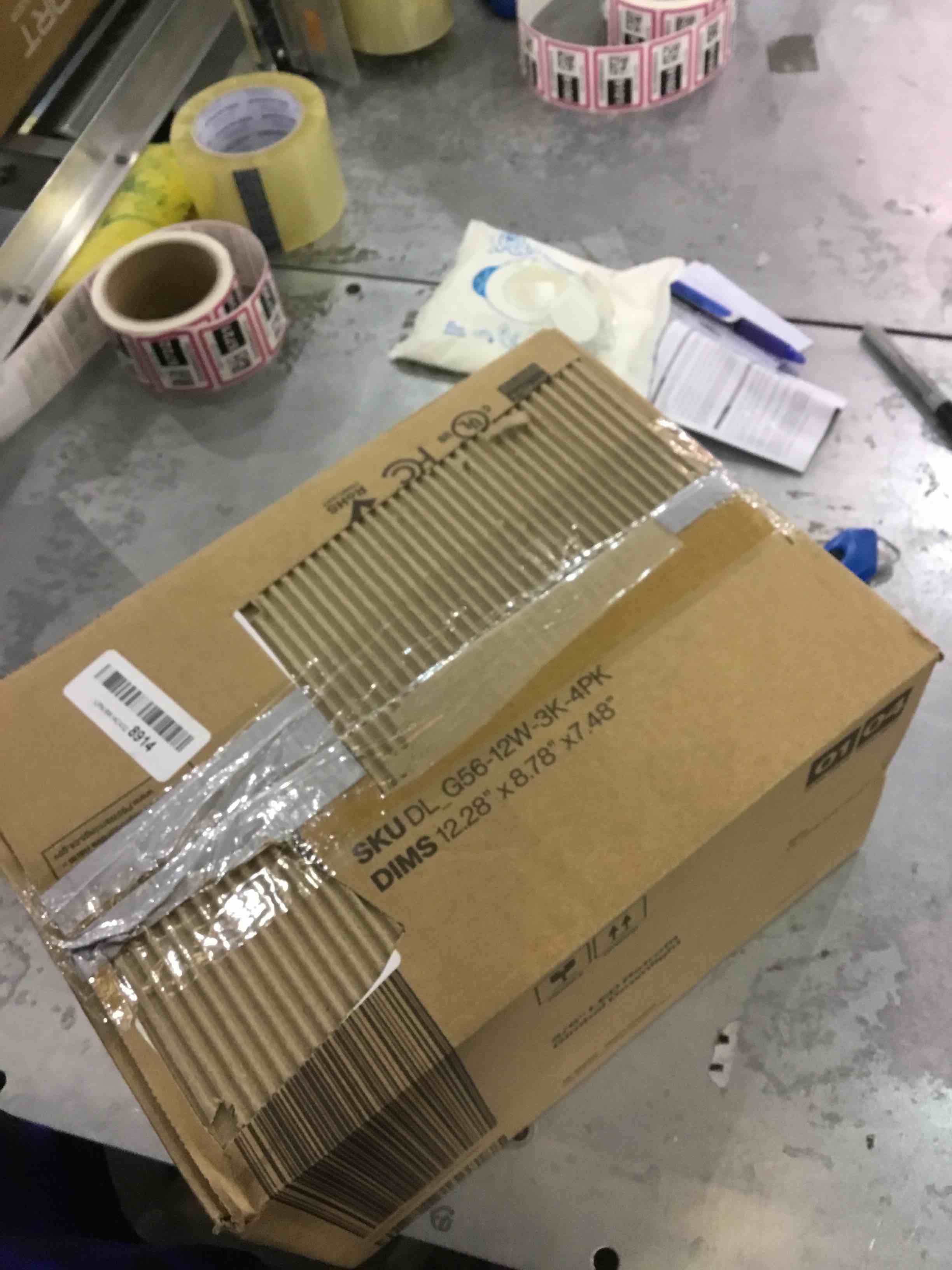 https://s3.amazonaws.com/lotting-images-prod/bidfta/EXS00825708_1699976862869.jpeg