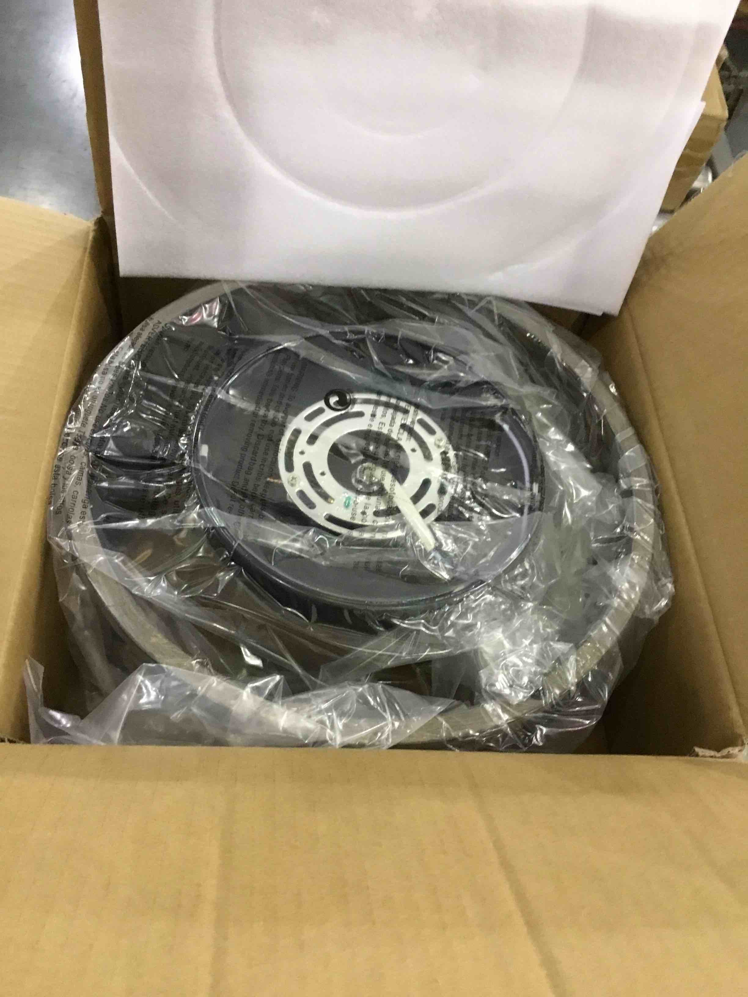 https://s3.amazonaws.com/lotting-images-prod/bidfta/EXS00825841_1699993744887.jpeg