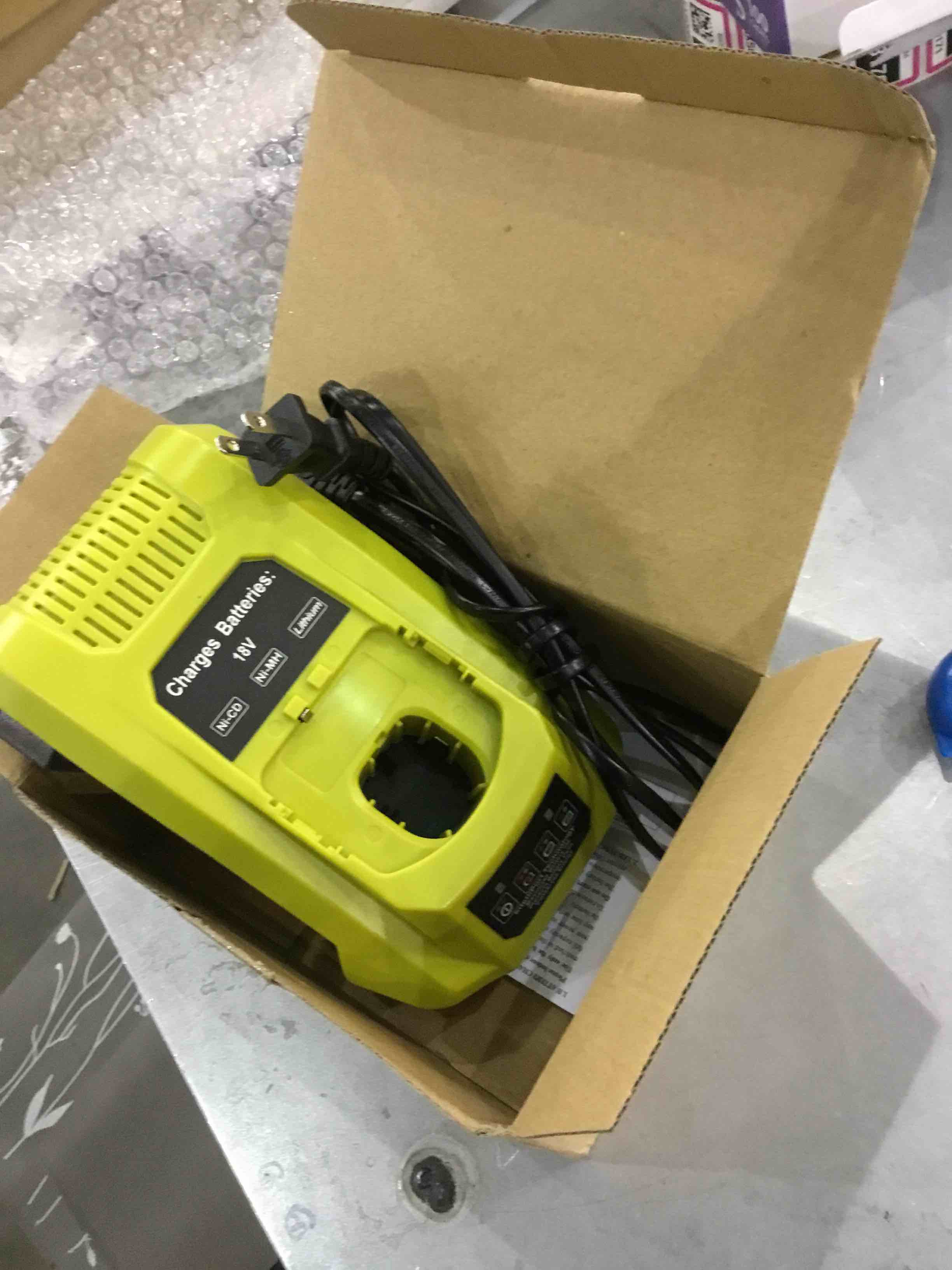 https://s3.amazonaws.com/lotting-images-prod/bidfta/EXS00825890_1700054635748.jpeg