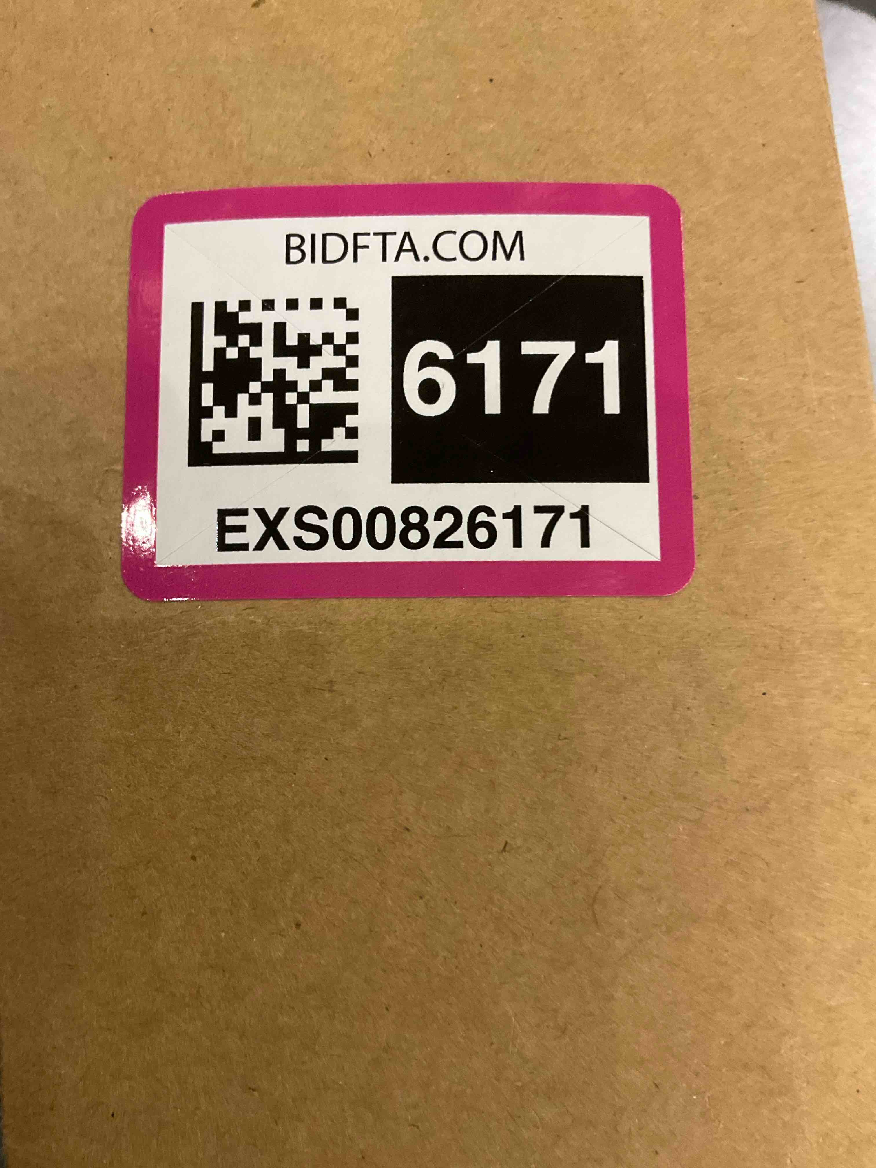 https://s3.amazonaws.com/lotting-images-prod/bidfta/EXS00826171_1699536039768.jpeg