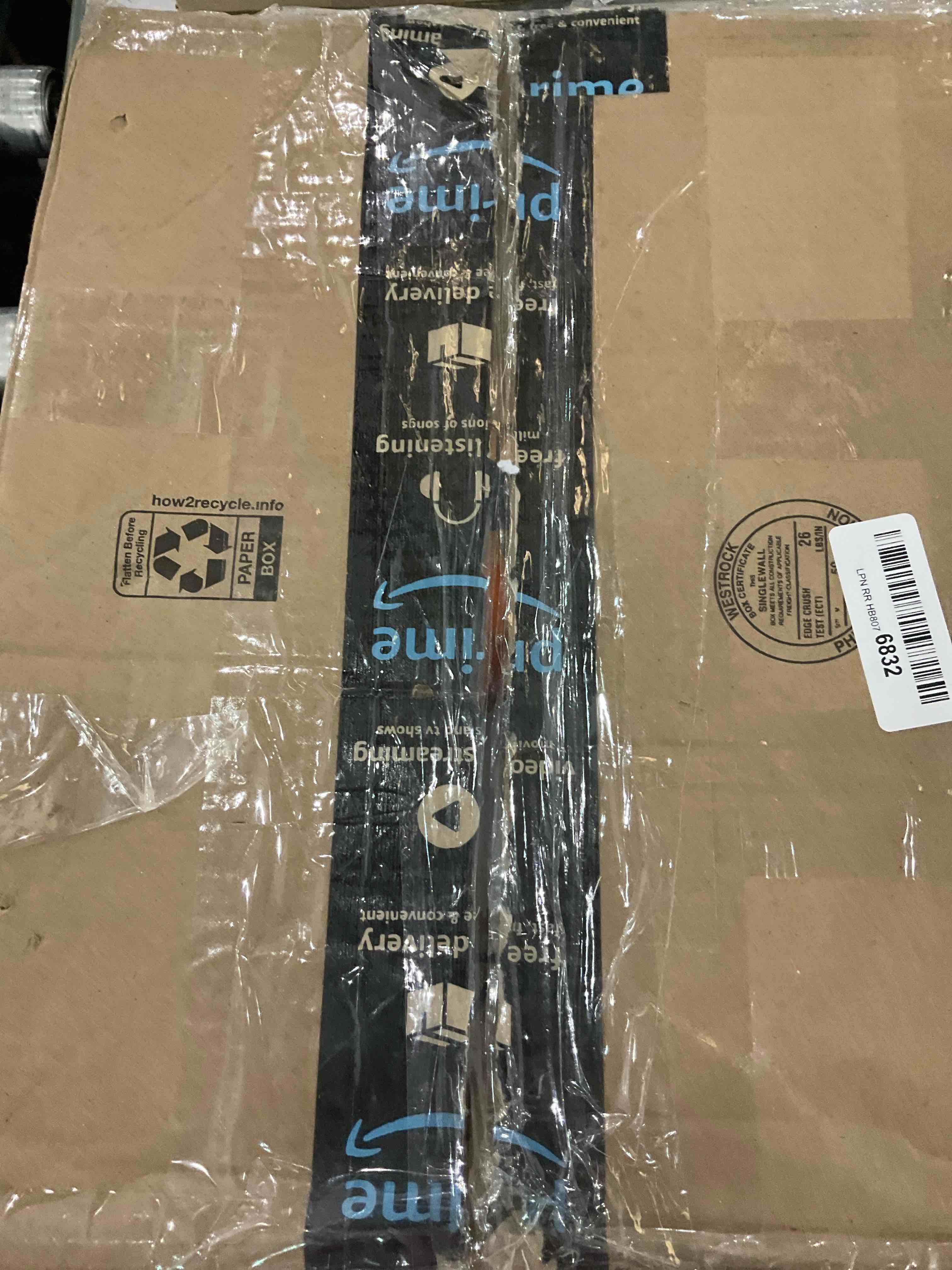 https://s3.amazonaws.com/lotting-images-prod/bidfta/EXS00826664_1699994187635.jpeg