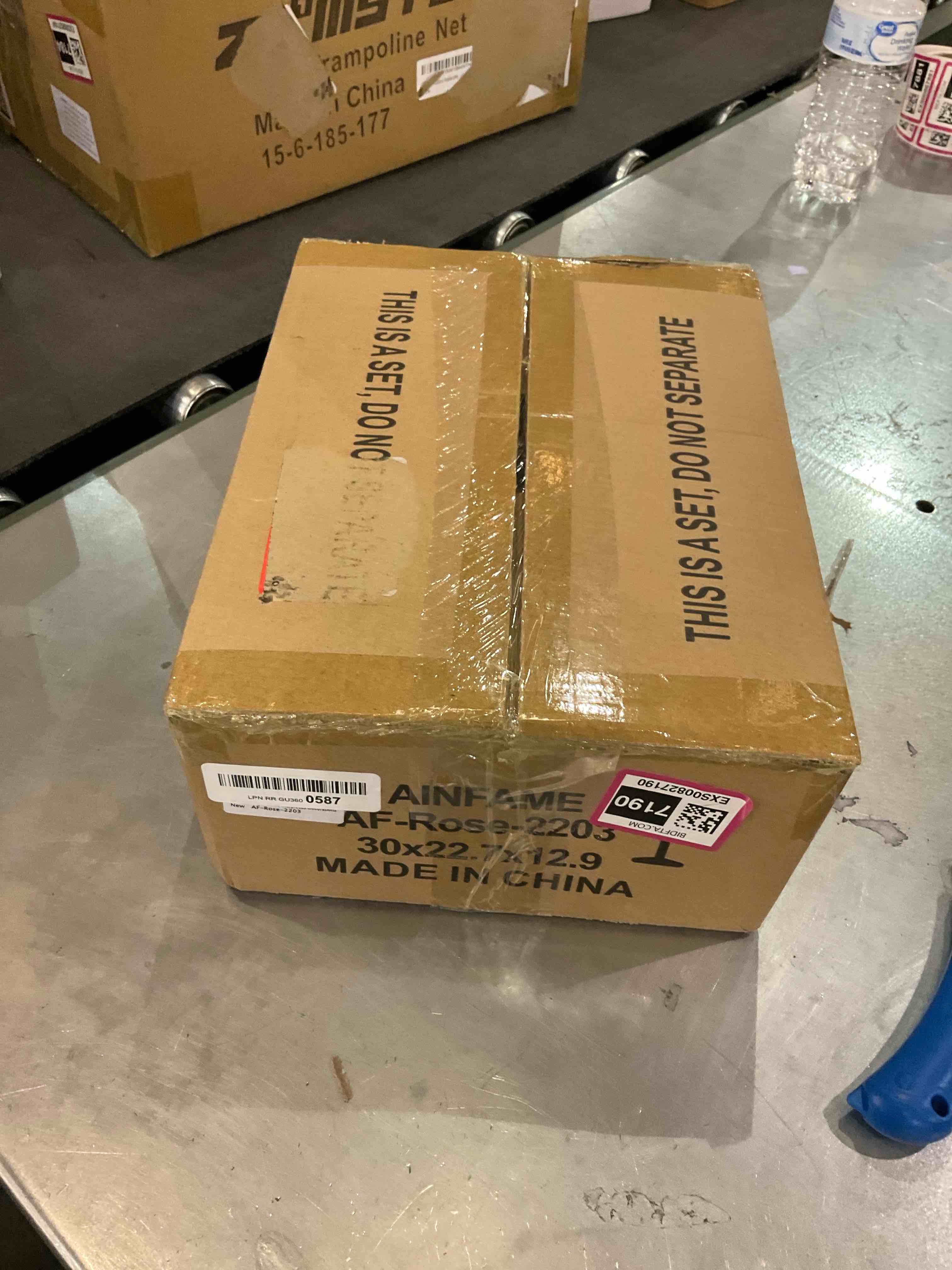 https://s3.amazonaws.com/lotting-images-prod/bidfta/EXS00827190_1699548059399.jpeg