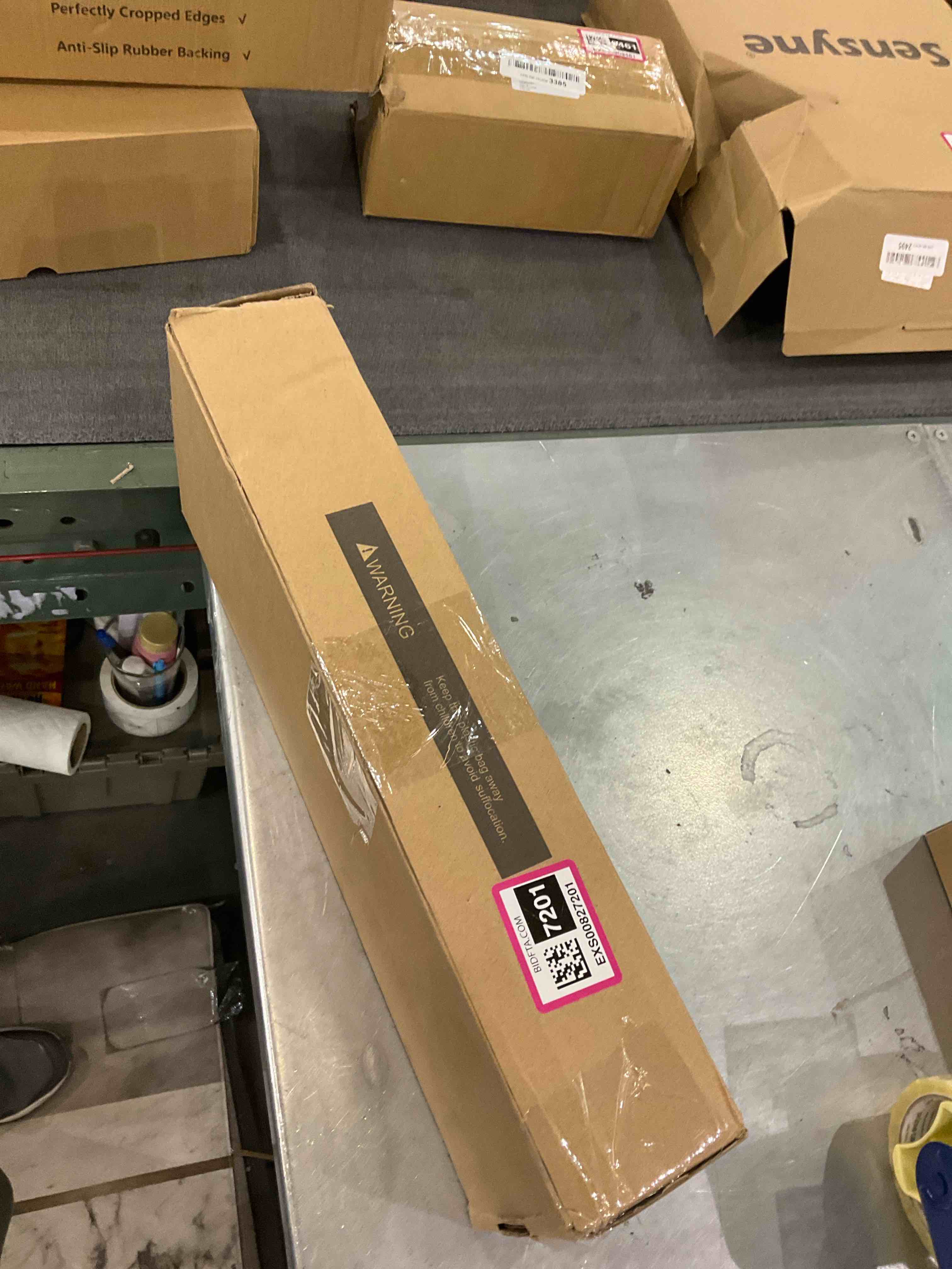 https://s3.amazonaws.com/lotting-images-prod/bidfta/EXS00827201_1699548905528.jpeg