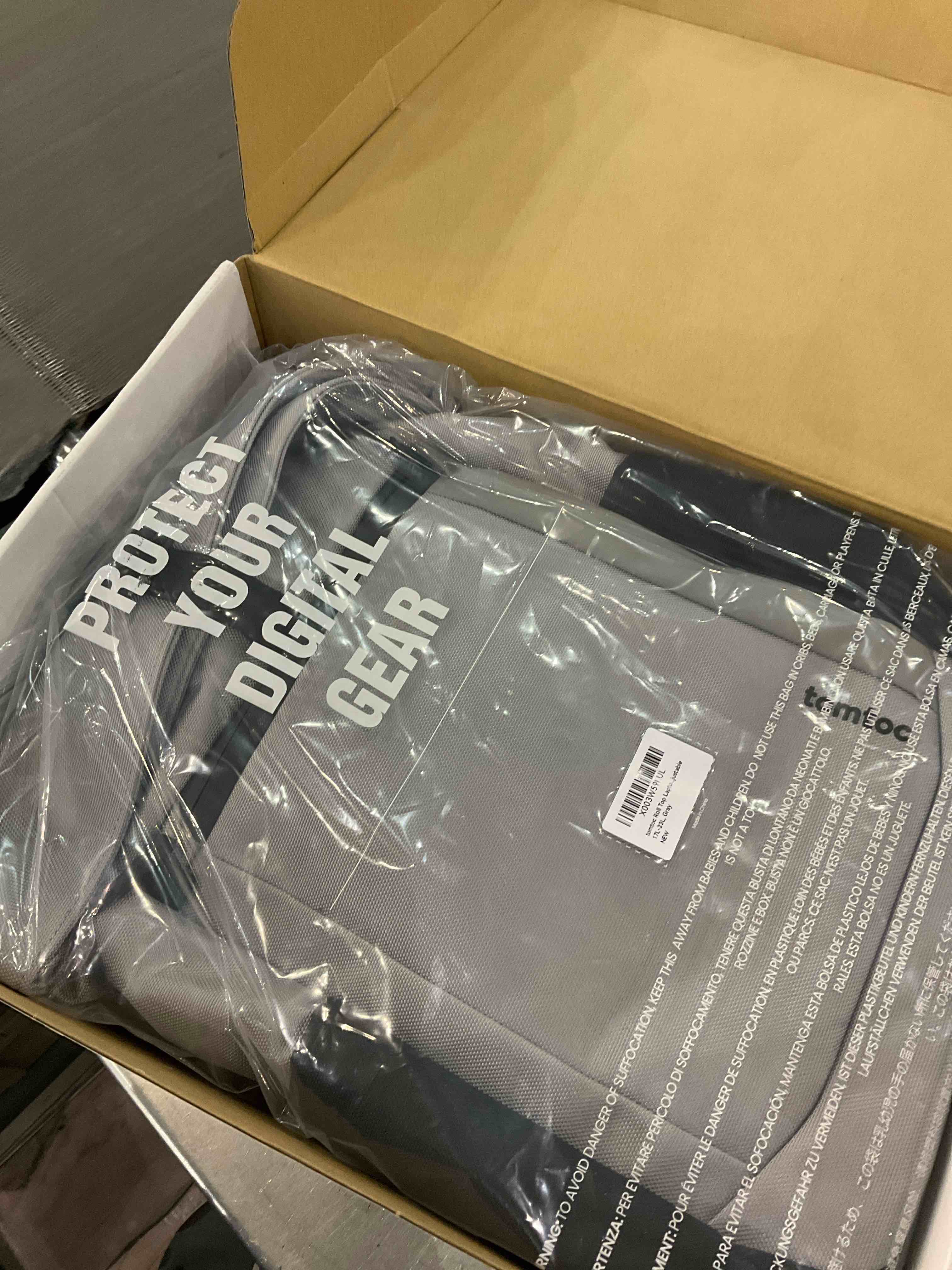 https://s3.amazonaws.com/lotting-images-prod/bidfta/EXS00827287_1699618794869.jpeg