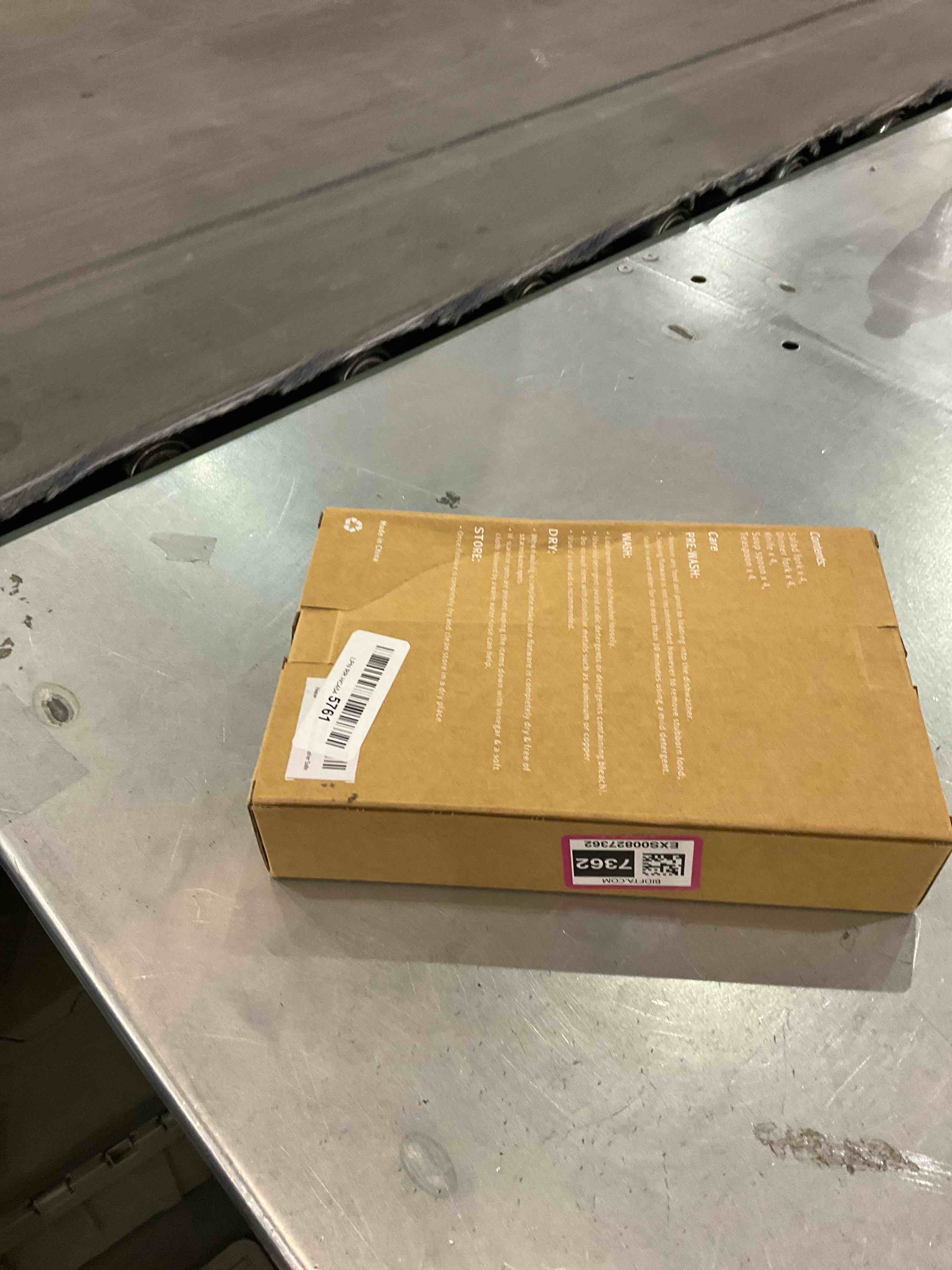 https://s3.amazonaws.com/lotting-images-prod/bidfta/EXS00827362_1699627730030.jpeg