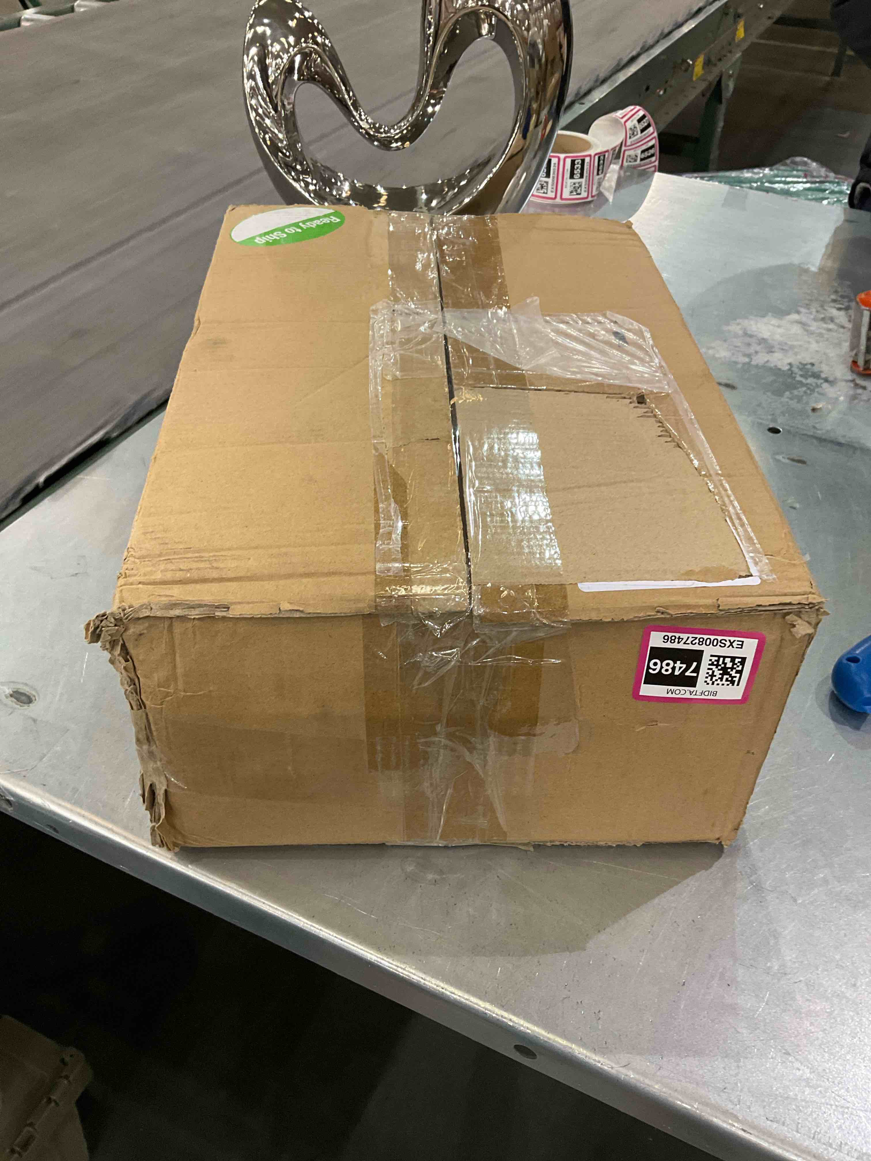https://s3.amazonaws.com/lotting-images-prod/bidfta/EXS00827486_1699887126174.jpeg