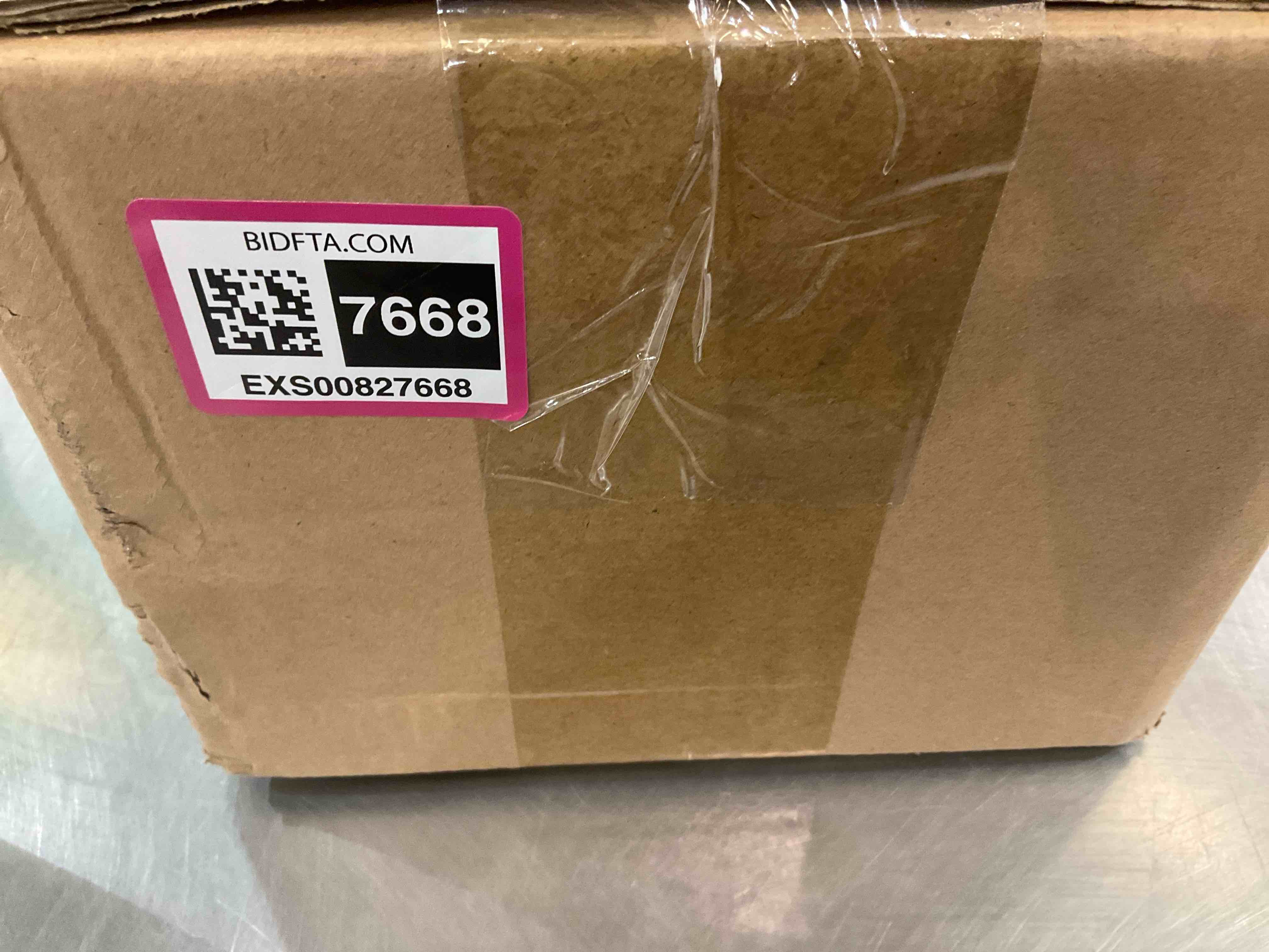 https://s3.amazonaws.com/lotting-images-prod/bidfta/EXS00827668_1699471752847.jpeg