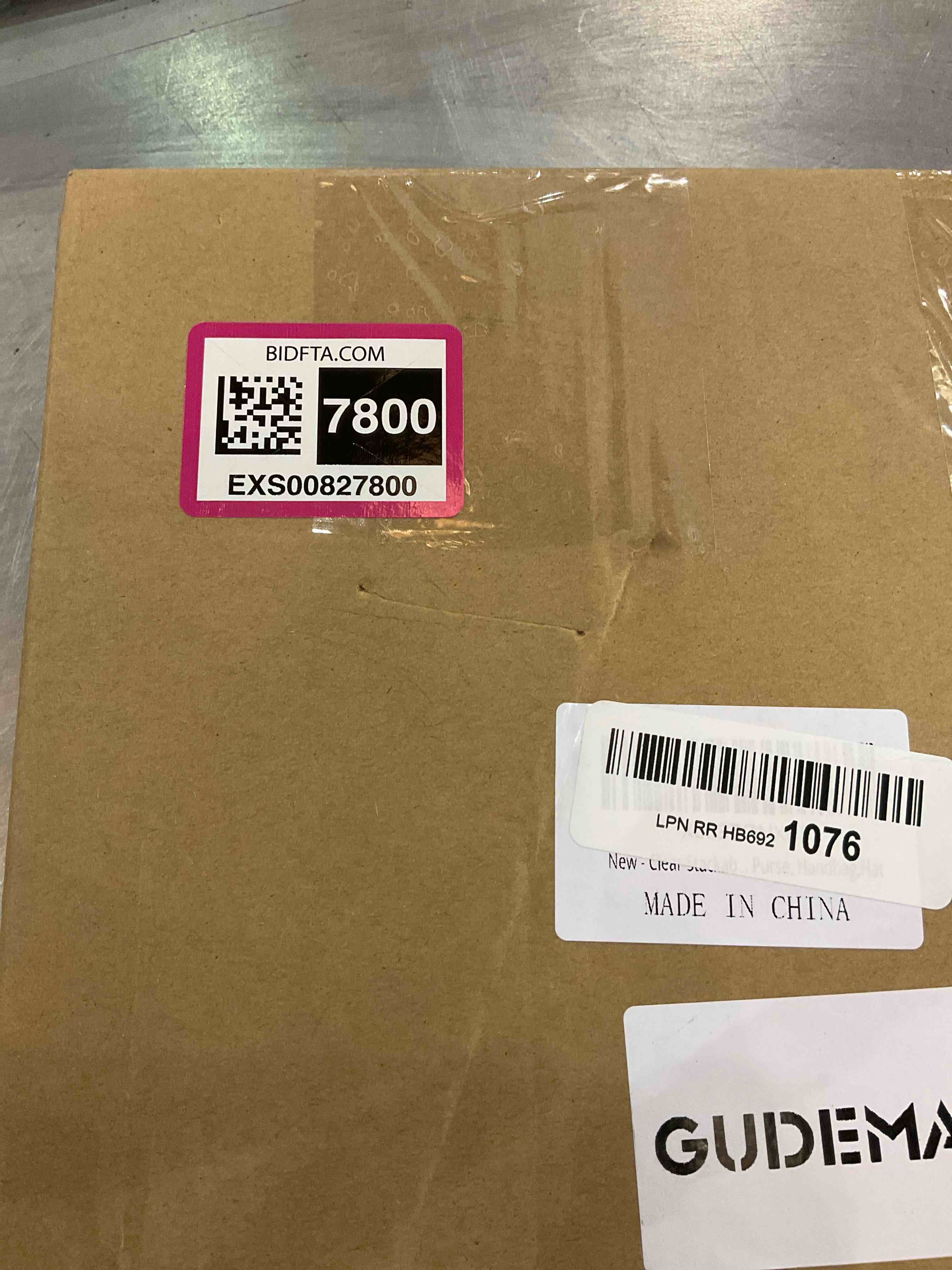 https://s3.amazonaws.com/lotting-images-prod/bidfta/EXS00827800_1699631931879.jpeg