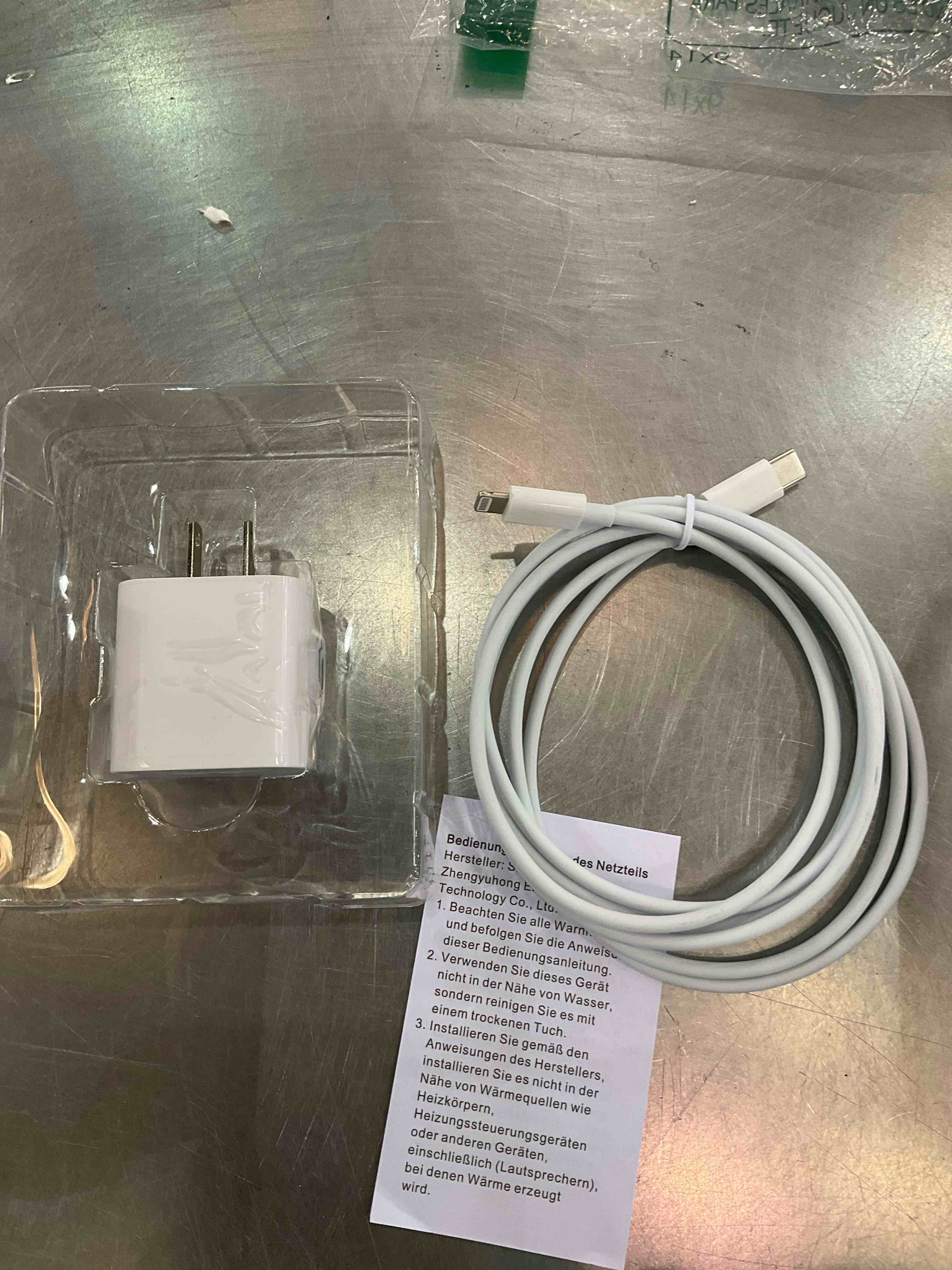 https://s3.amazonaws.com/lotting-images-prod/bidfta/EXS00827908_1699894635814.jpeg