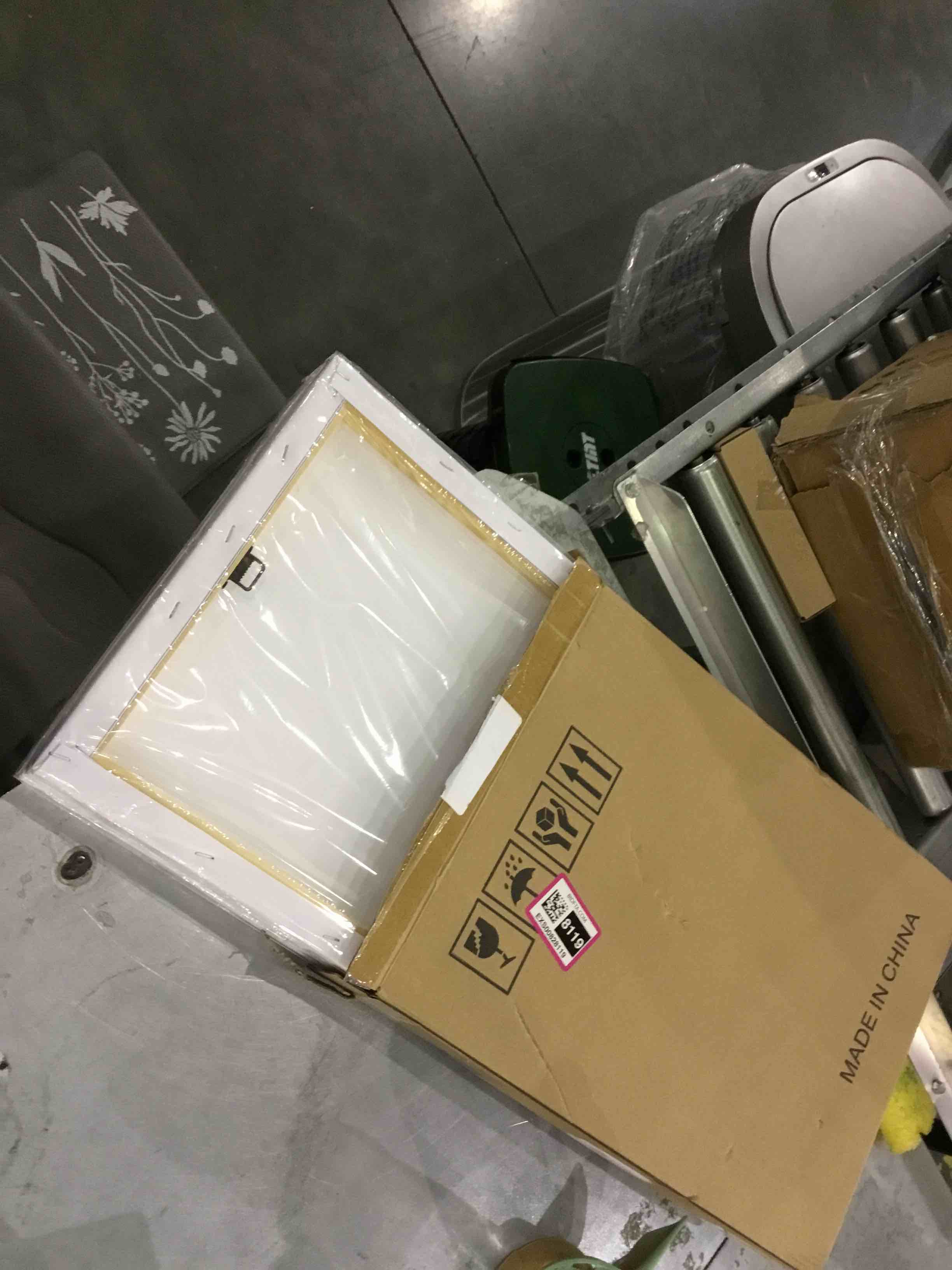 https://s3.amazonaws.com/lotting-images-prod/bidfta/EXS00828119_1700139441034.jpeg