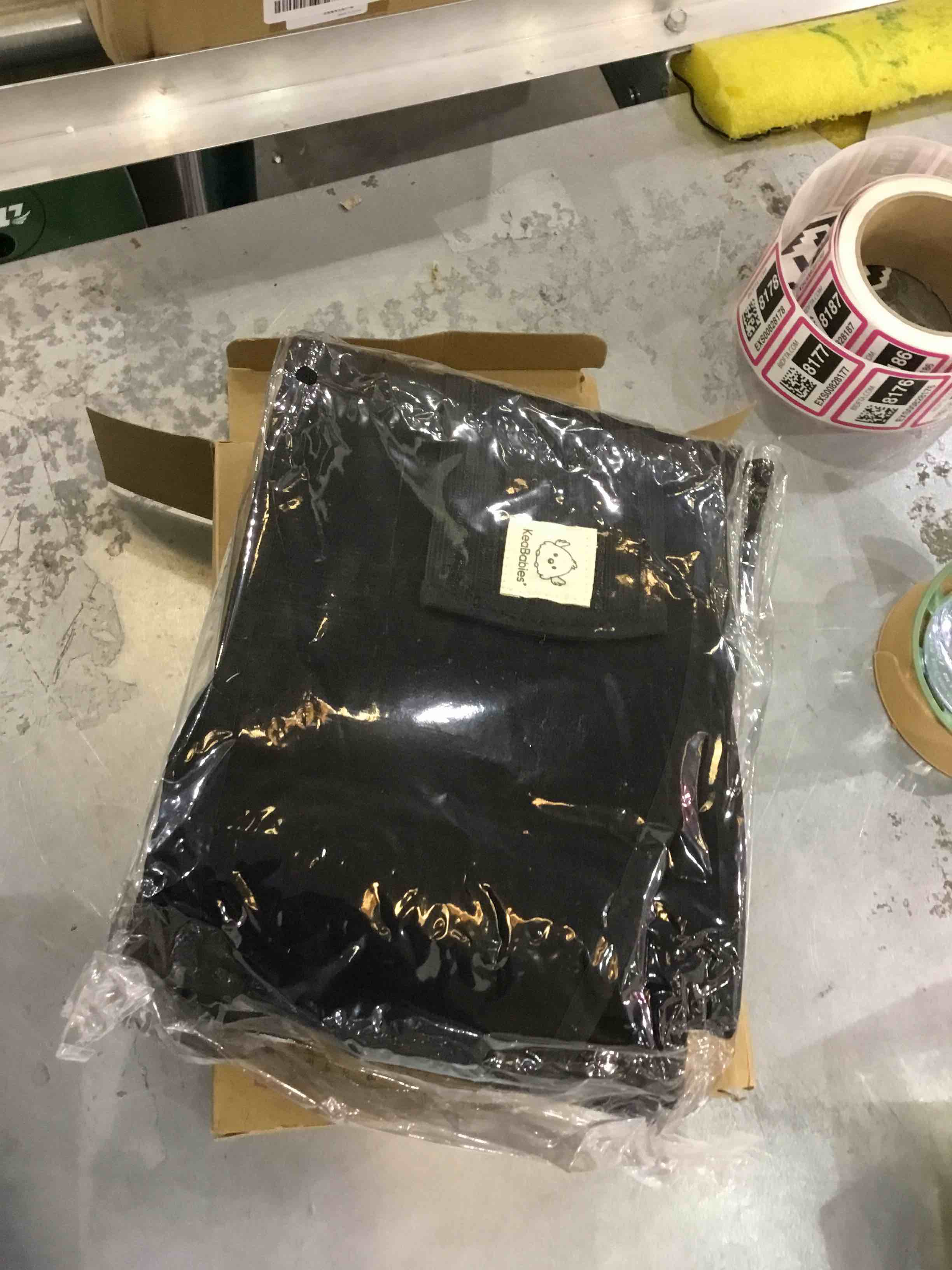 https://s3.amazonaws.com/lotting-images-prod/bidfta/EXS00828170_1700146102021.jpeg