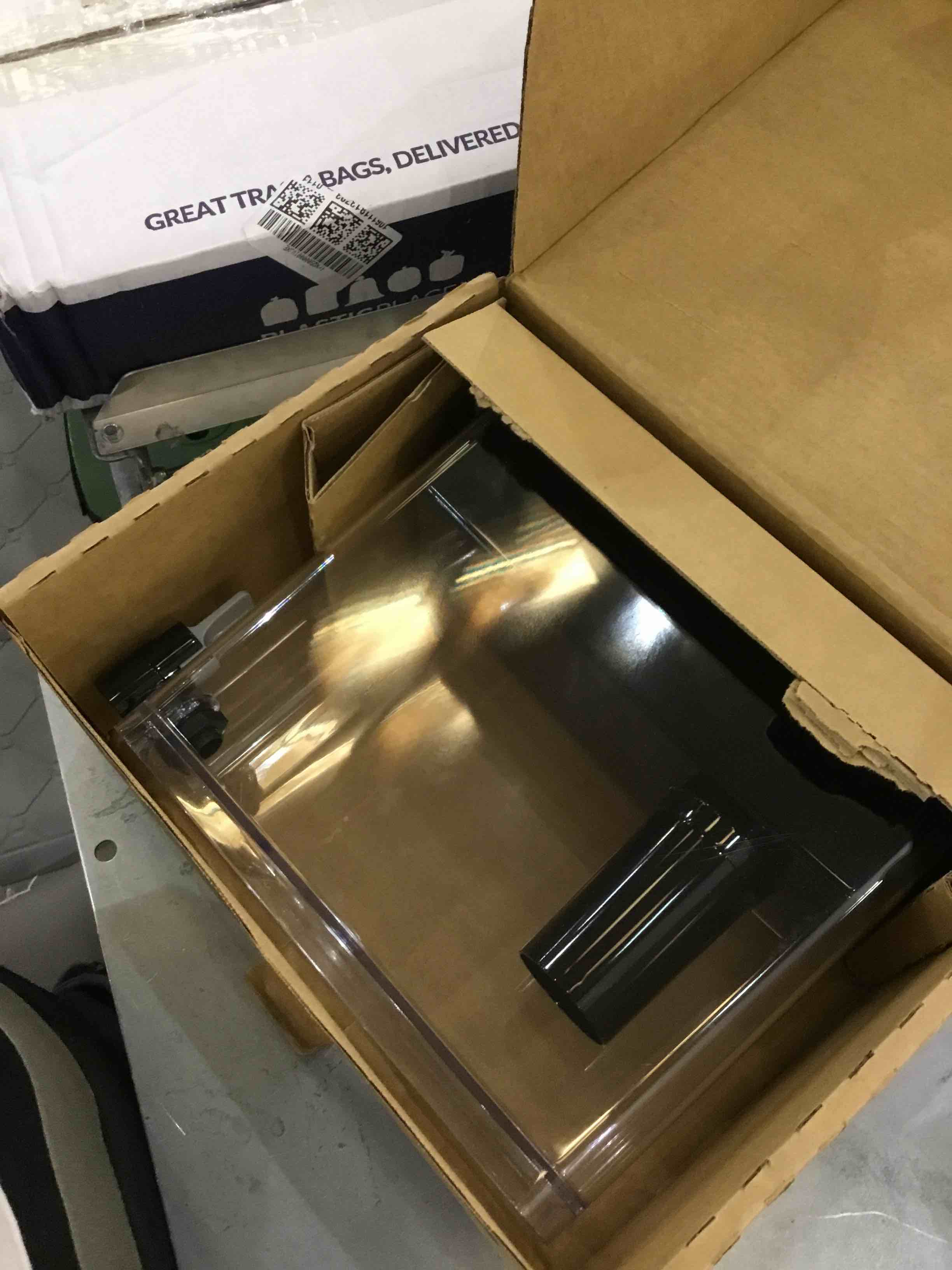 https://s3.amazonaws.com/lotting-images-prod/bidfta/EXS00828209_1700149685755.jpeg