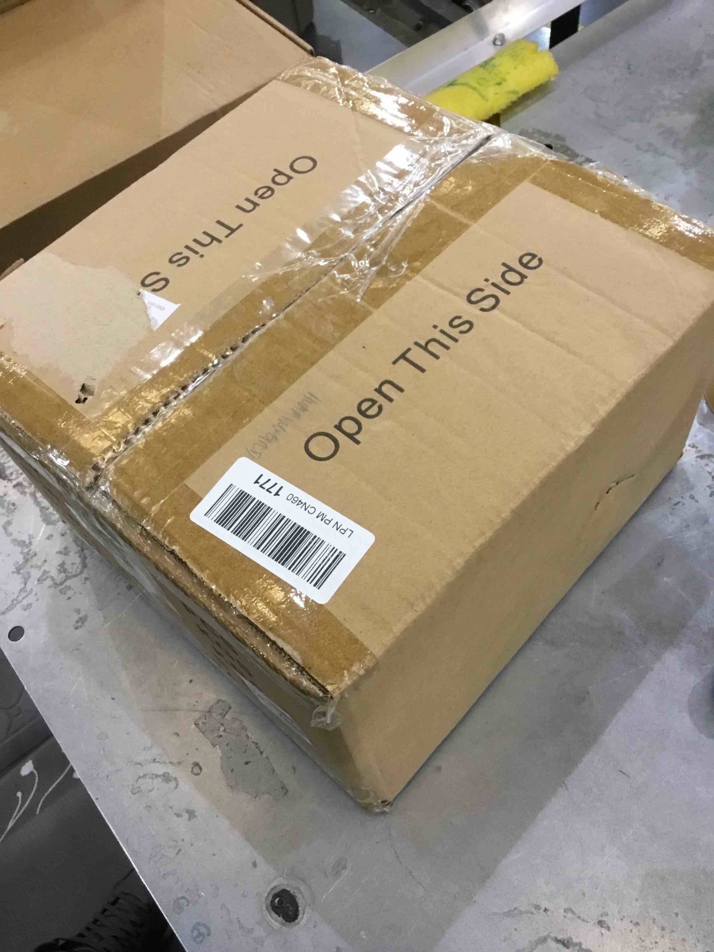 https://s3.amazonaws.com/lotting-images-prod/bidfta/EXS00828284_1700159084454.jpeg