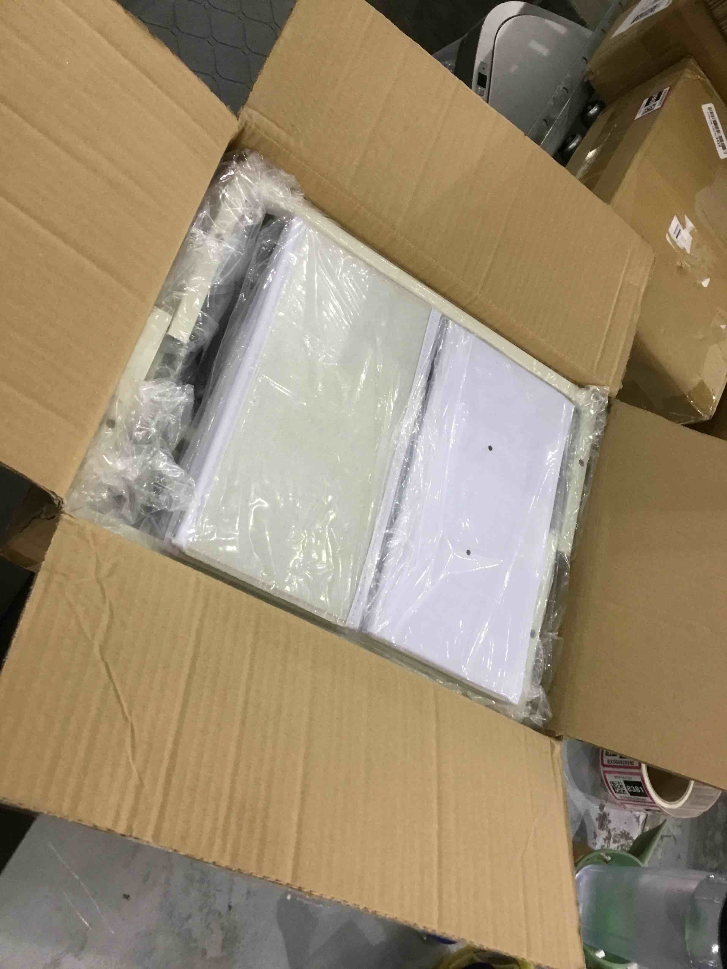 https://s3.amazonaws.com/lotting-images-prod/bidfta/EXS00828362_1700224675228.jpeg