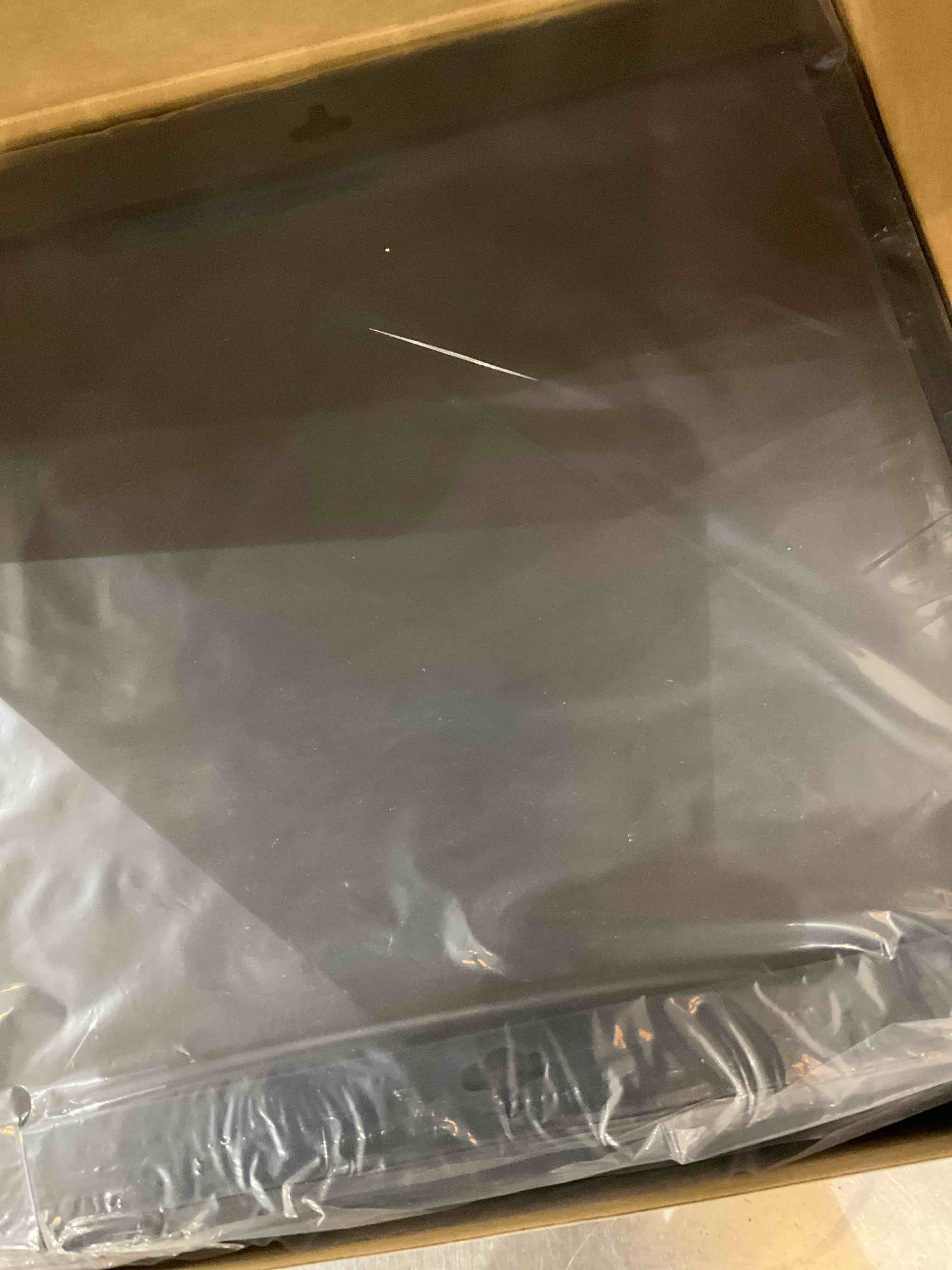 https://s3.amazonaws.com/lotting-images-prod/bidfta/EXS00828563_1700064844333.jpeg