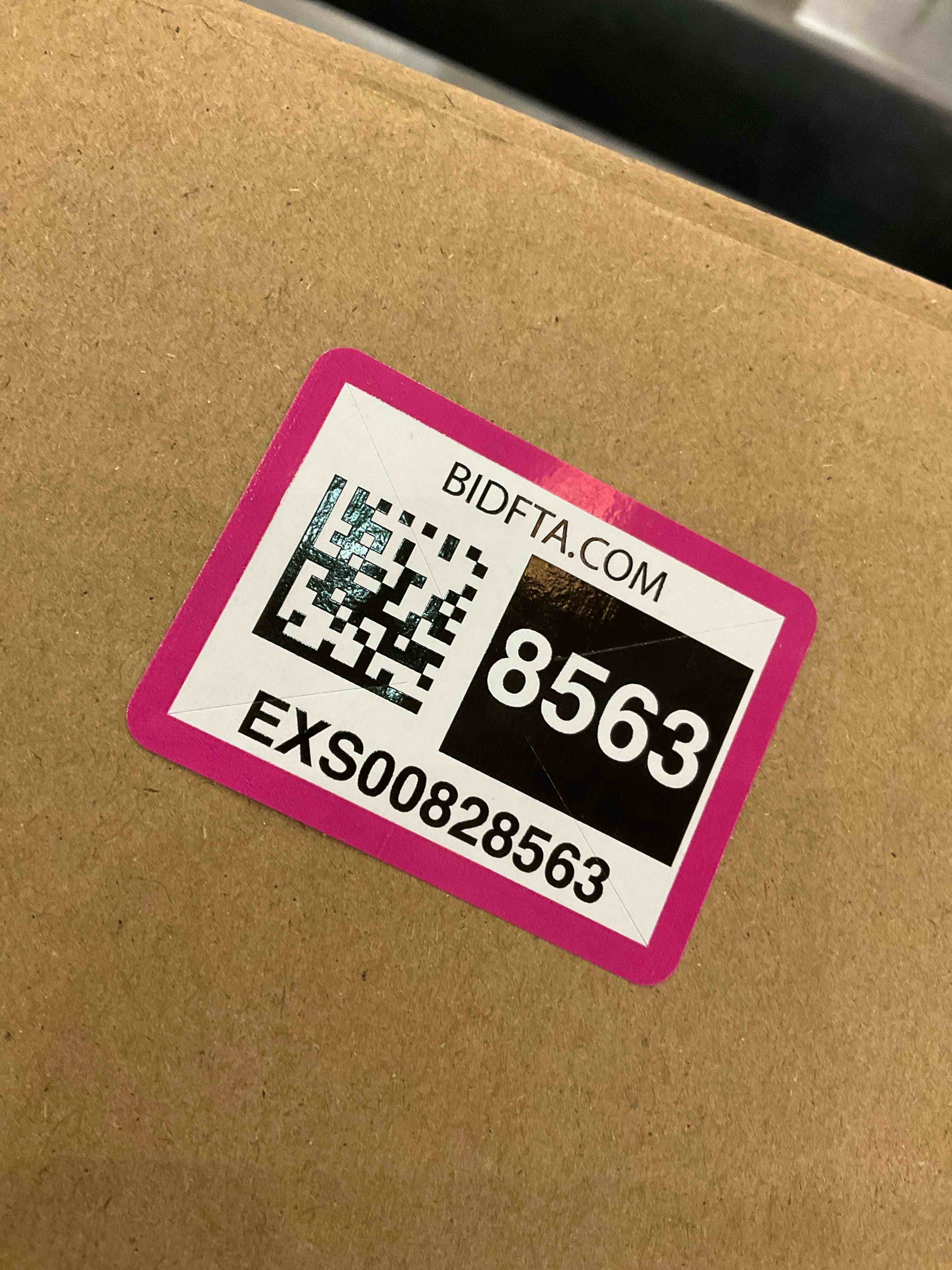 https://s3.amazonaws.com/lotting-images-prod/bidfta/EXS00828563_1700064862834.jpeg
