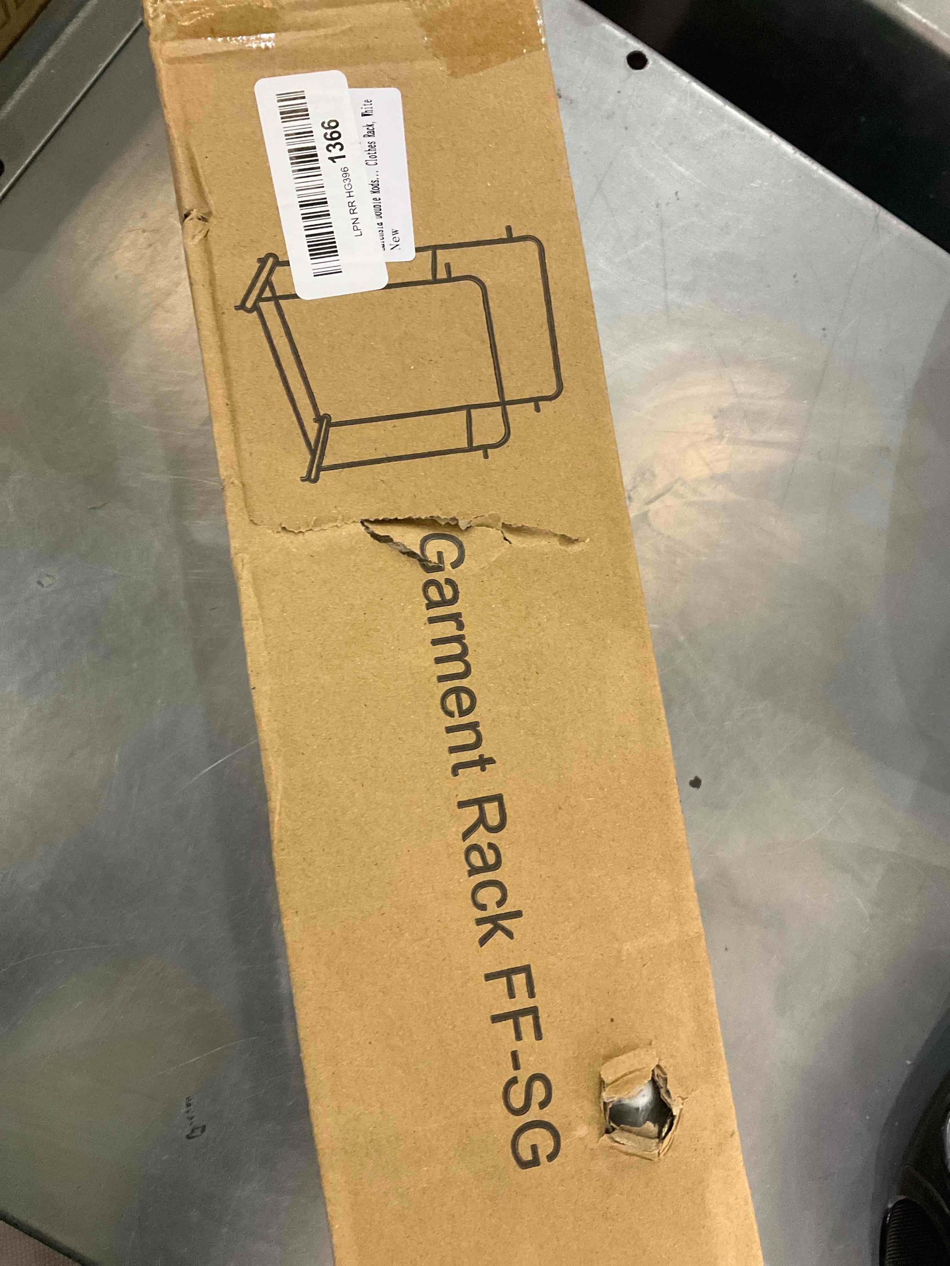 https://s3.amazonaws.com/lotting-images-prod/bidfta/EXS00828680_1700145887983.jpeg