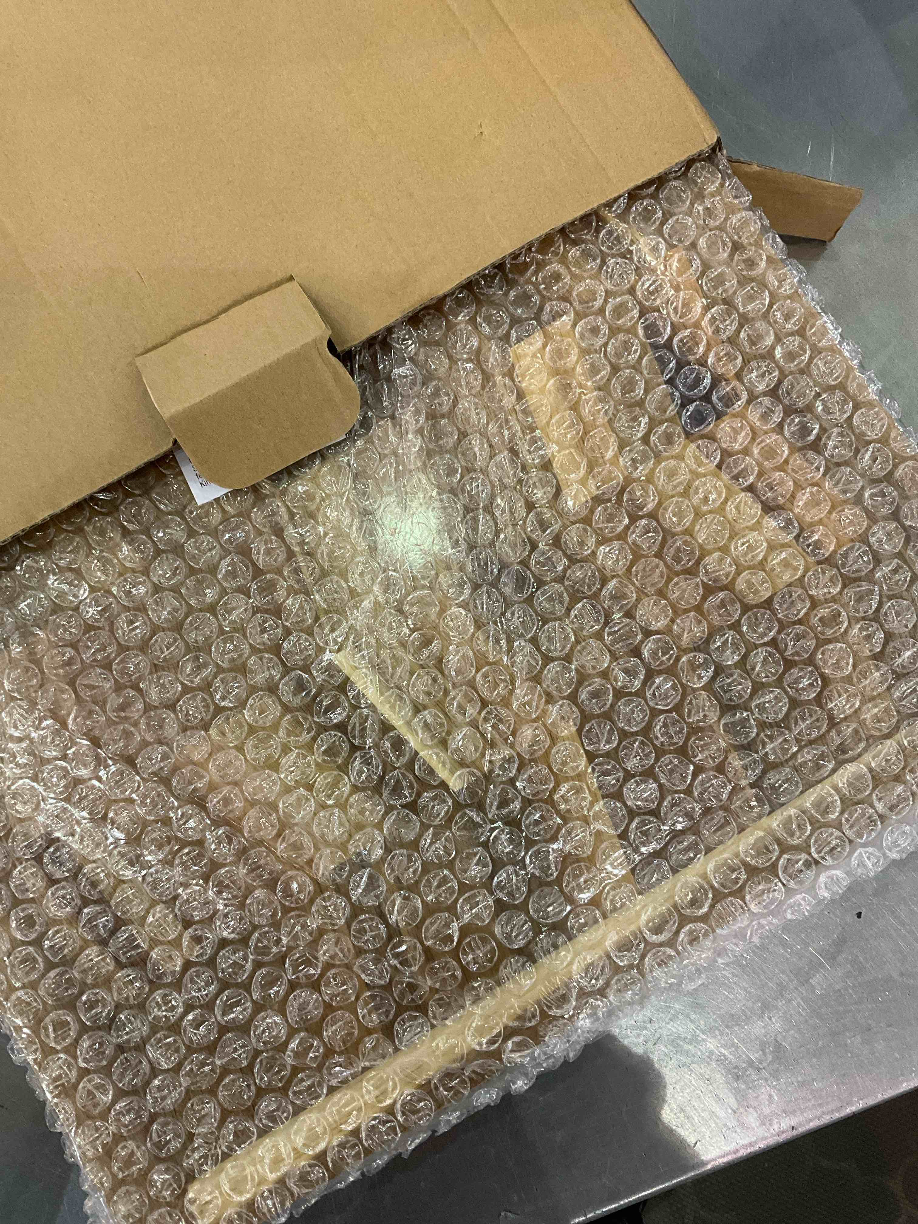 https://s3.amazonaws.com/lotting-images-prod/bidfta/EXS00828702_1700226981577.jpeg