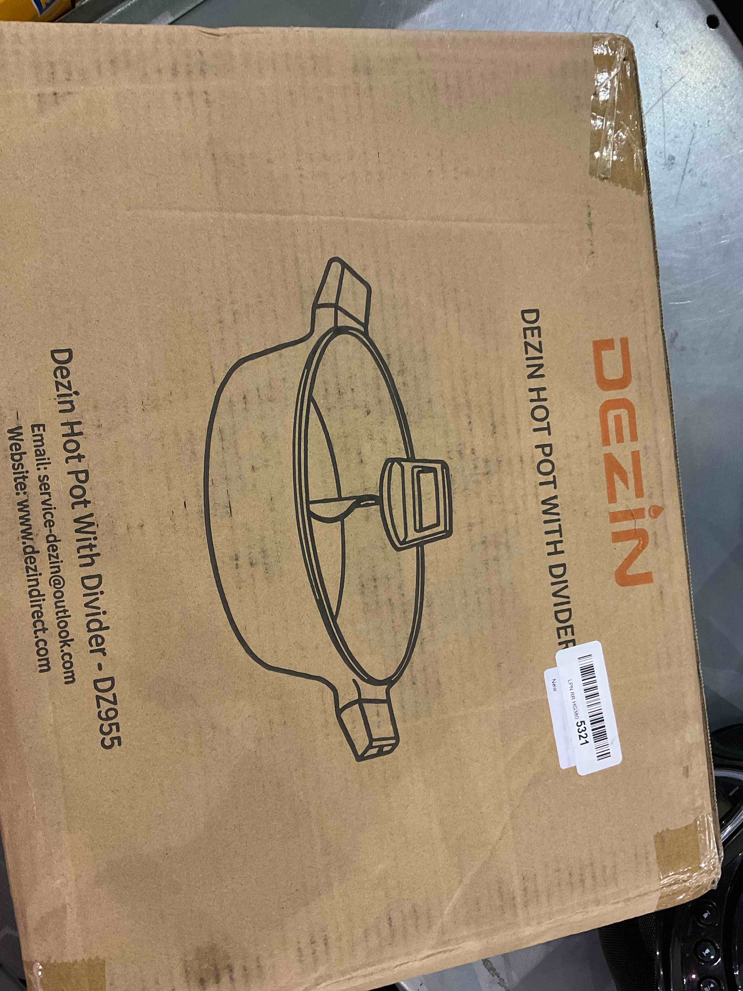 https://s3.amazonaws.com/lotting-images-prod/bidfta/EXS00828816_1700485105187.jpeg