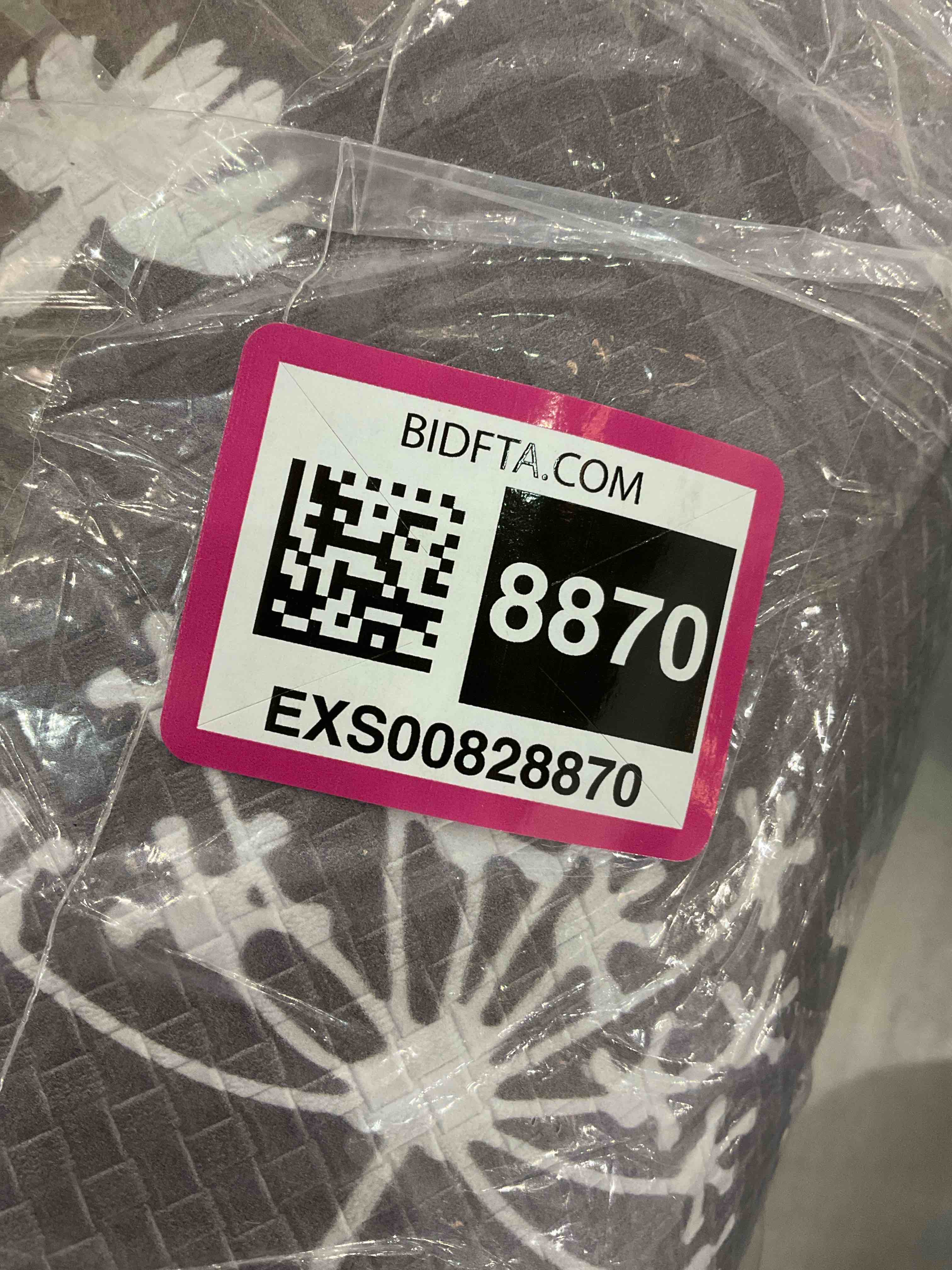 https://s3.amazonaws.com/lotting-images-prod/bidfta/EXS00828870_1700497160370.jpeg