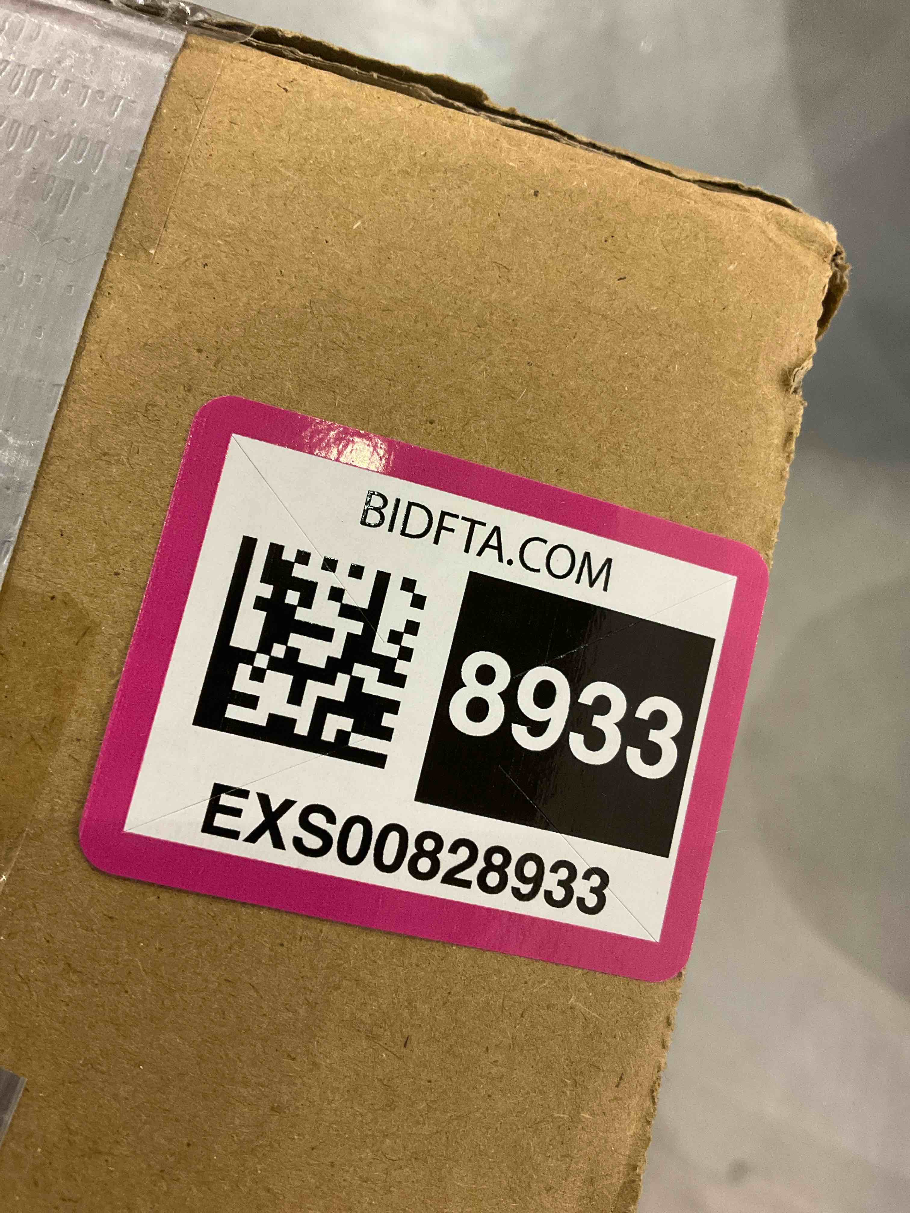https://s3.amazonaws.com/lotting-images-prod/bidfta/EXS00828933_1700572571175.jpeg
