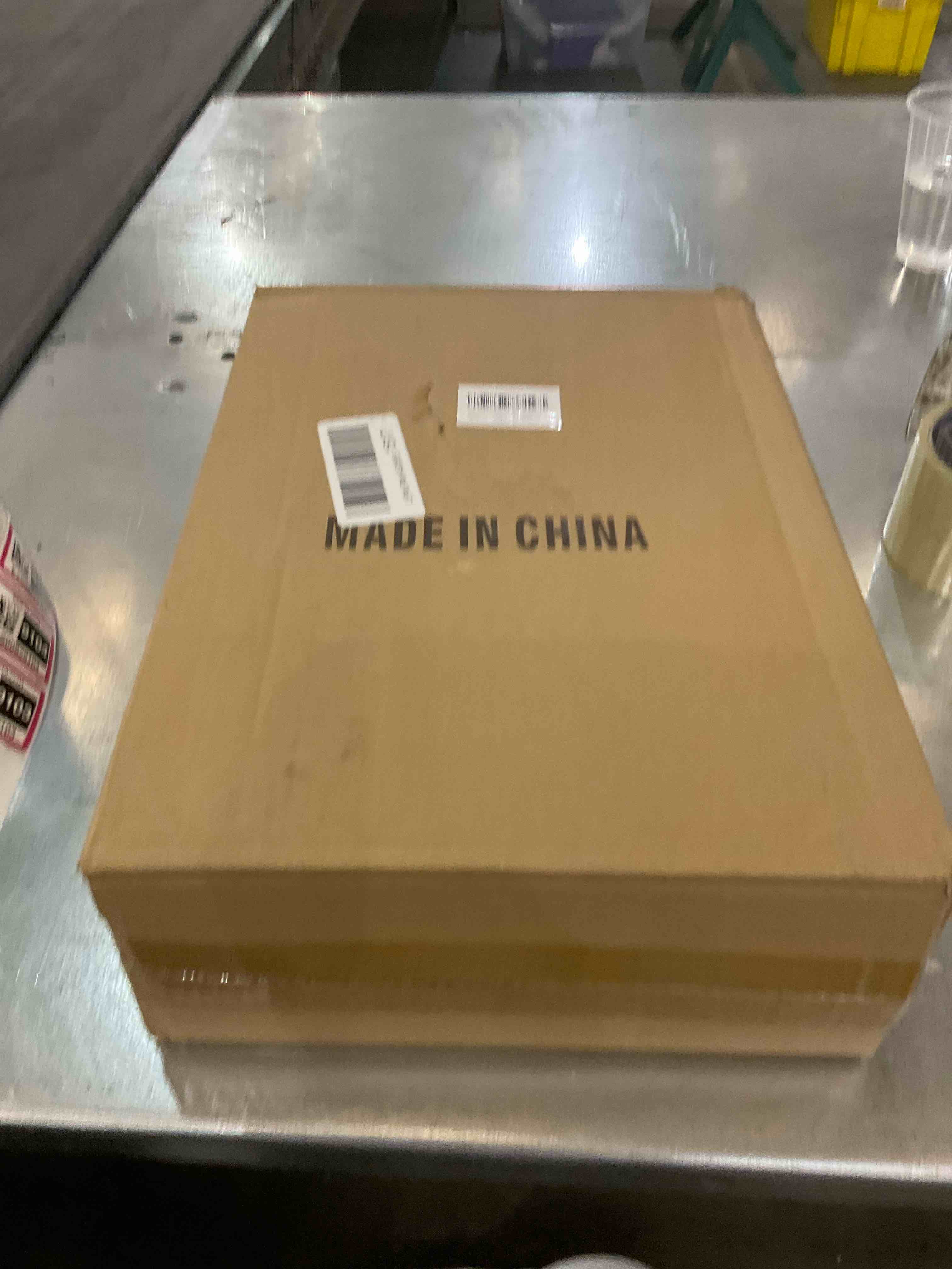https://s3.amazonaws.com/lotting-images-prod/bidfta/EXS00829103_1700153105681.jpeg