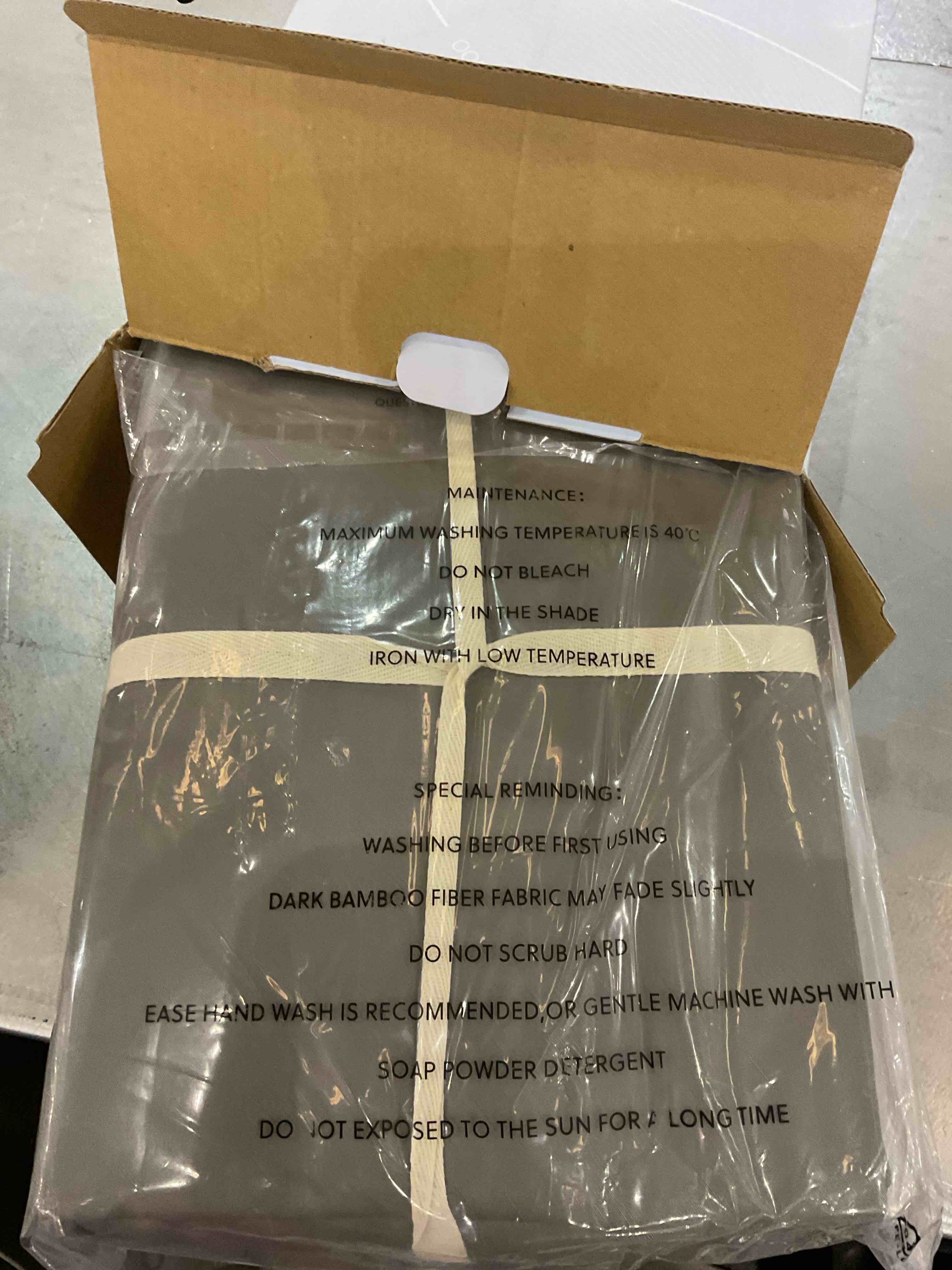 https://s3.amazonaws.com/lotting-images-prod/bidfta/EXS00829370_1700497690399.jpeg