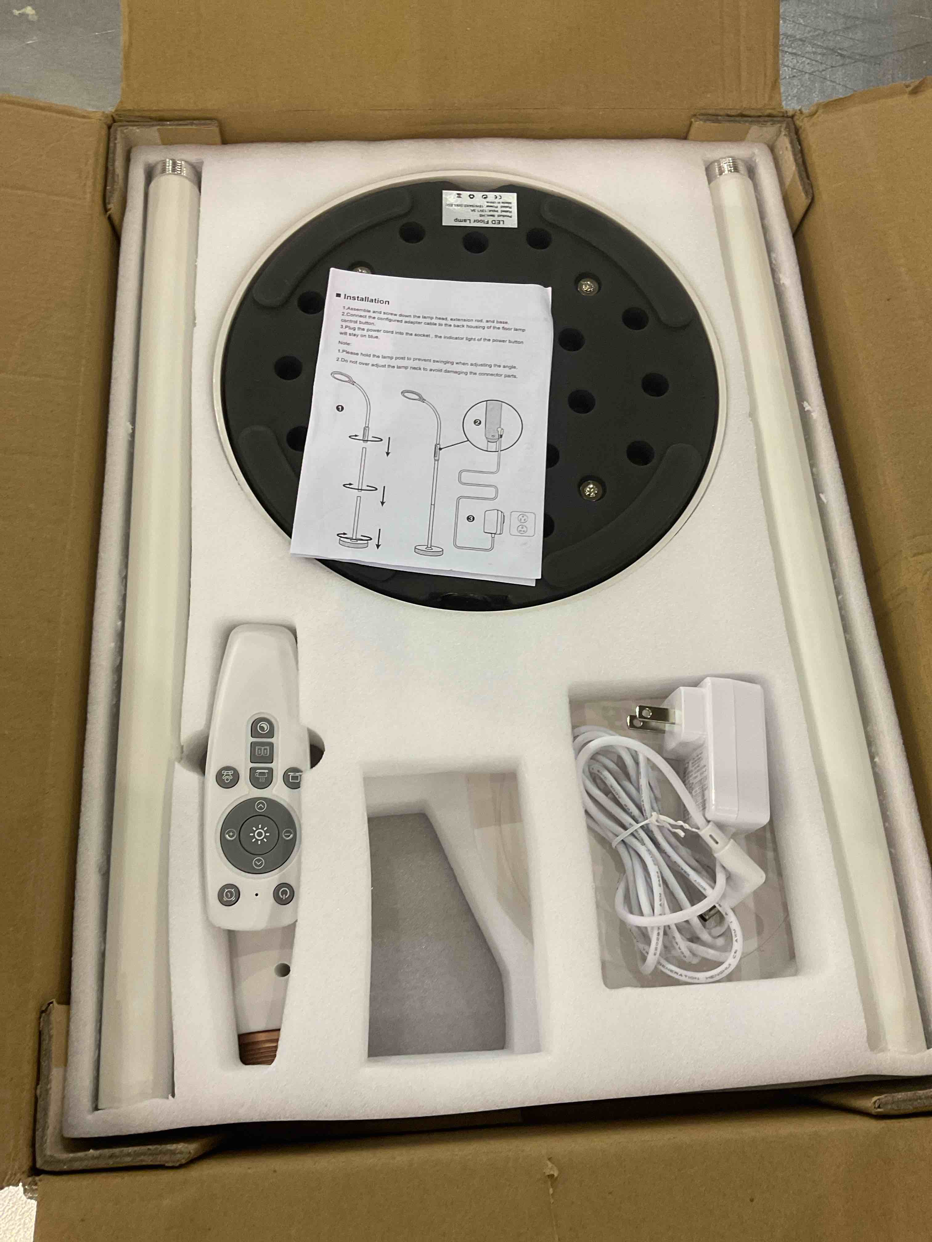 https://s3.amazonaws.com/lotting-images-prod/bidfta/EXS00829497_1700578603832.jpeg
