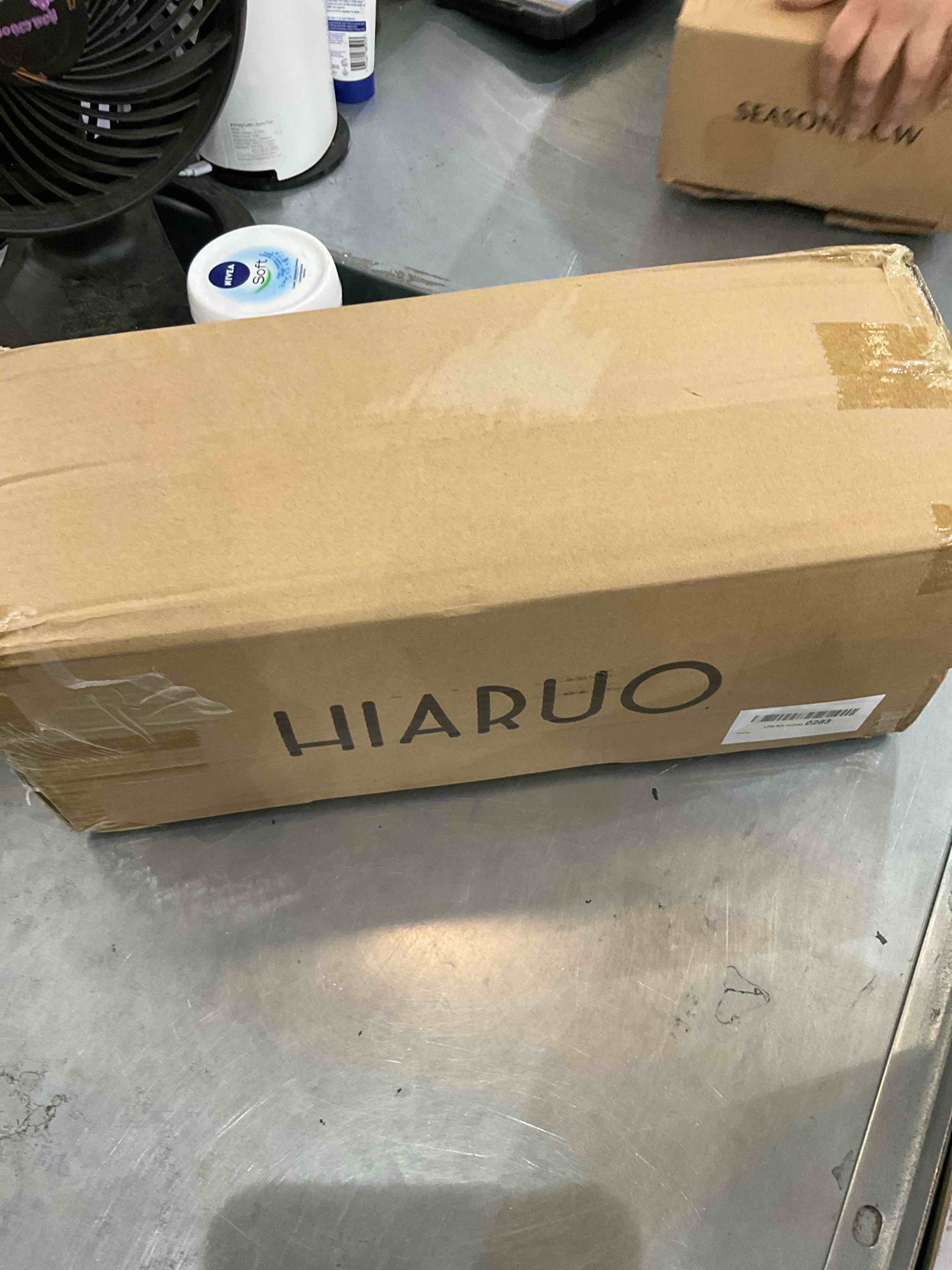 https://s3.amazonaws.com/lotting-images-prod/bidfta/EXS00829527_1699638857016.jpeg