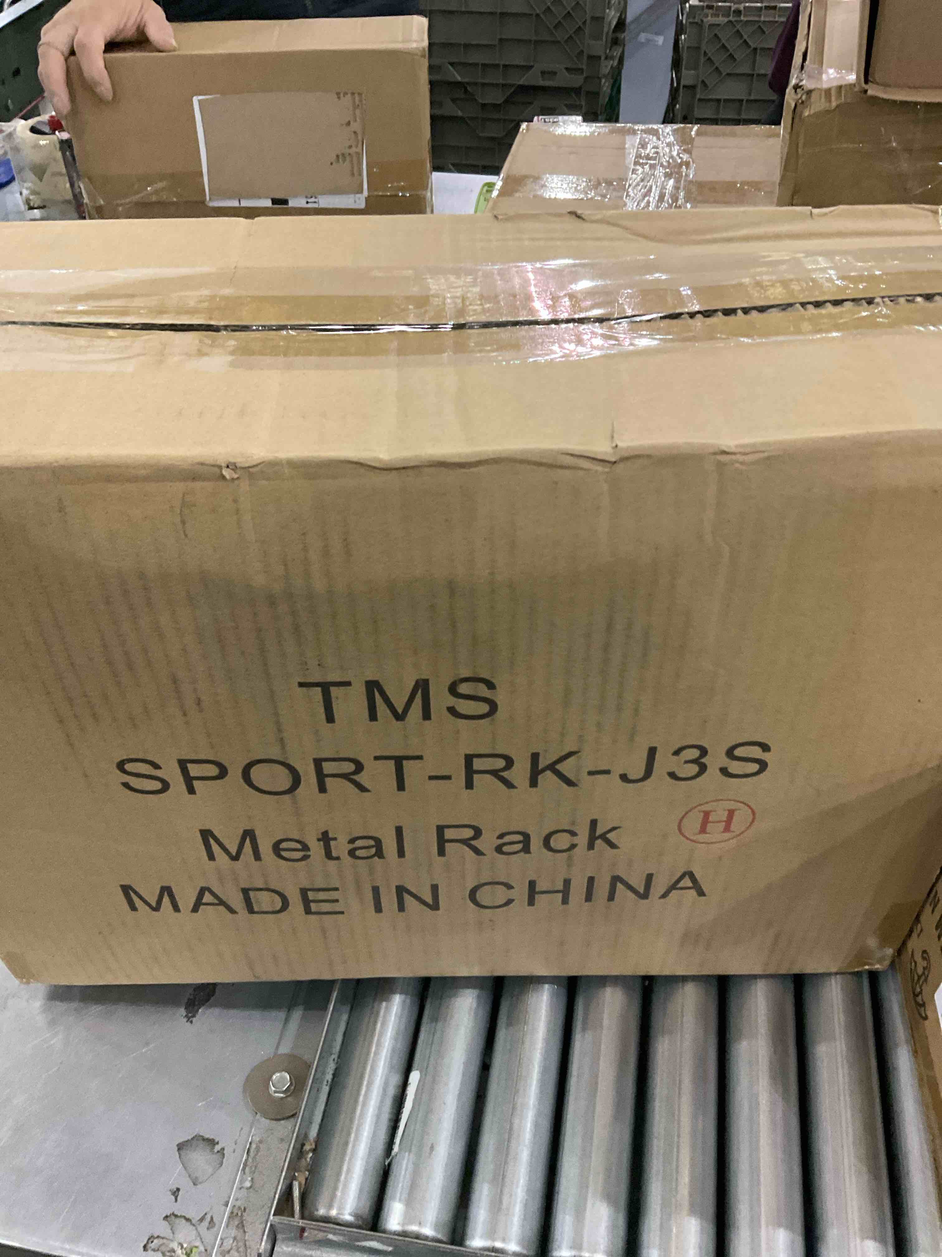 https://s3.amazonaws.com/lotting-images-prod/bidfta/EXS00829814_1699969495691.jpeg