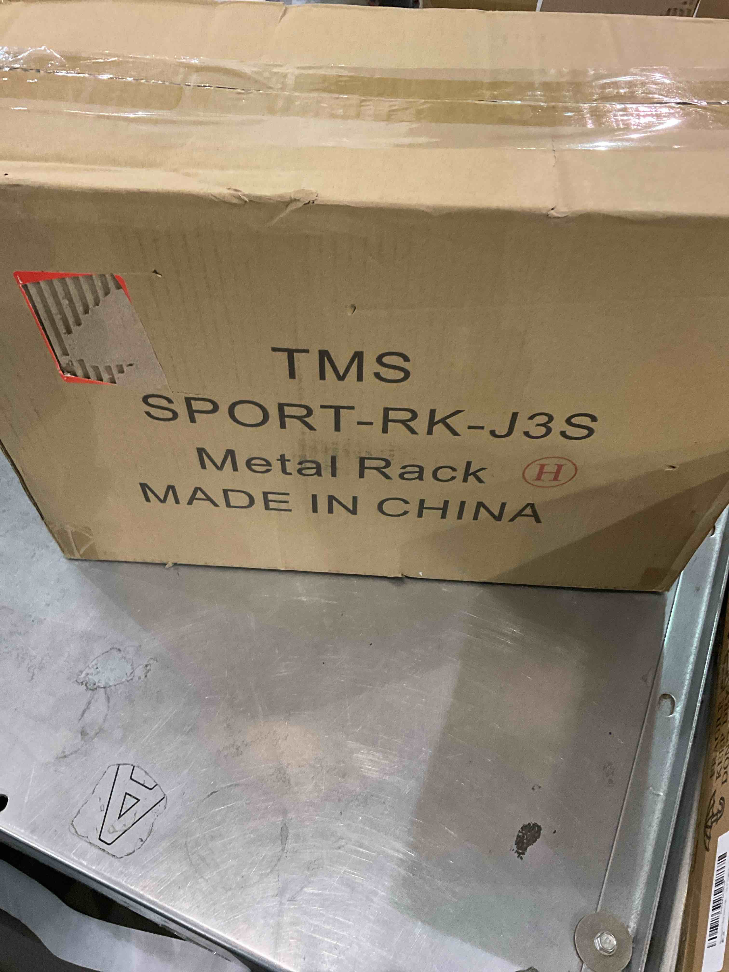 https://s3.amazonaws.com/lotting-images-prod/bidfta/EXS00829814_1699969506375.jpeg