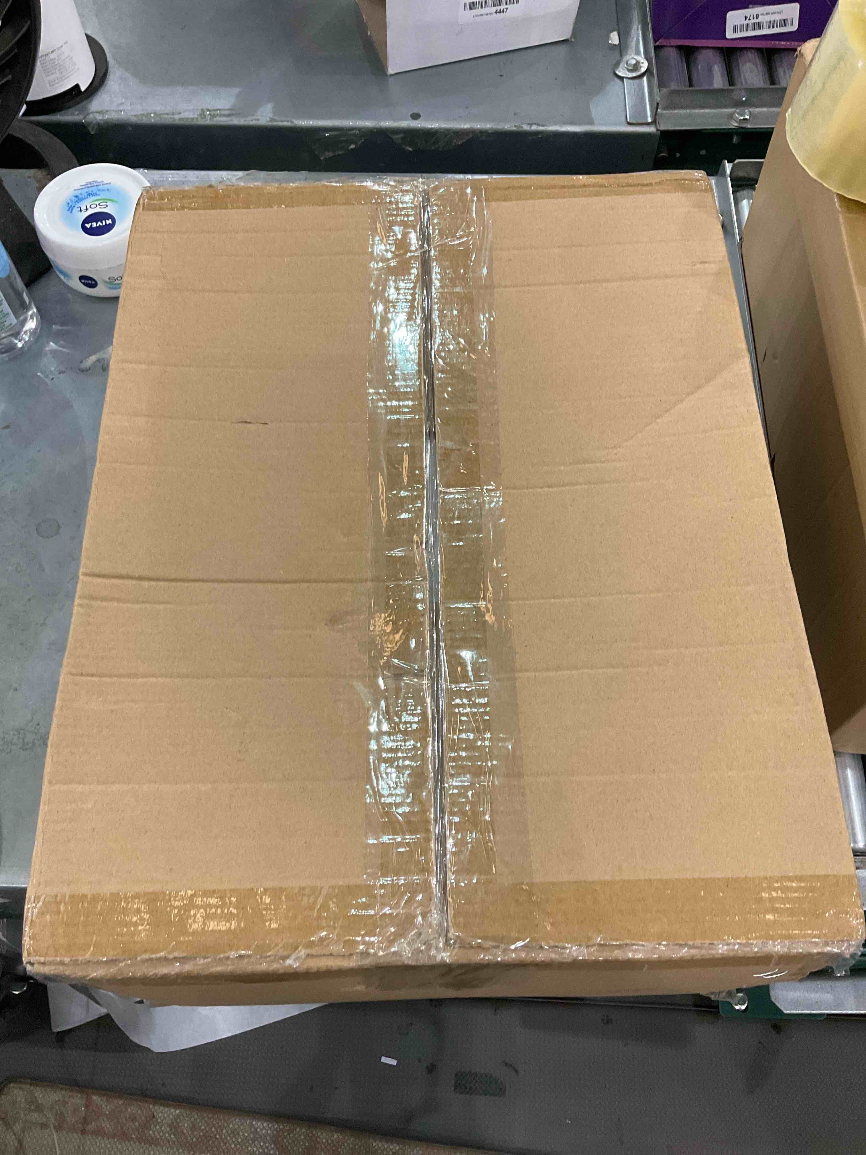 https://s3.amazonaws.com/lotting-images-prod/bidfta/EXS00829846_1699976401959.jpeg