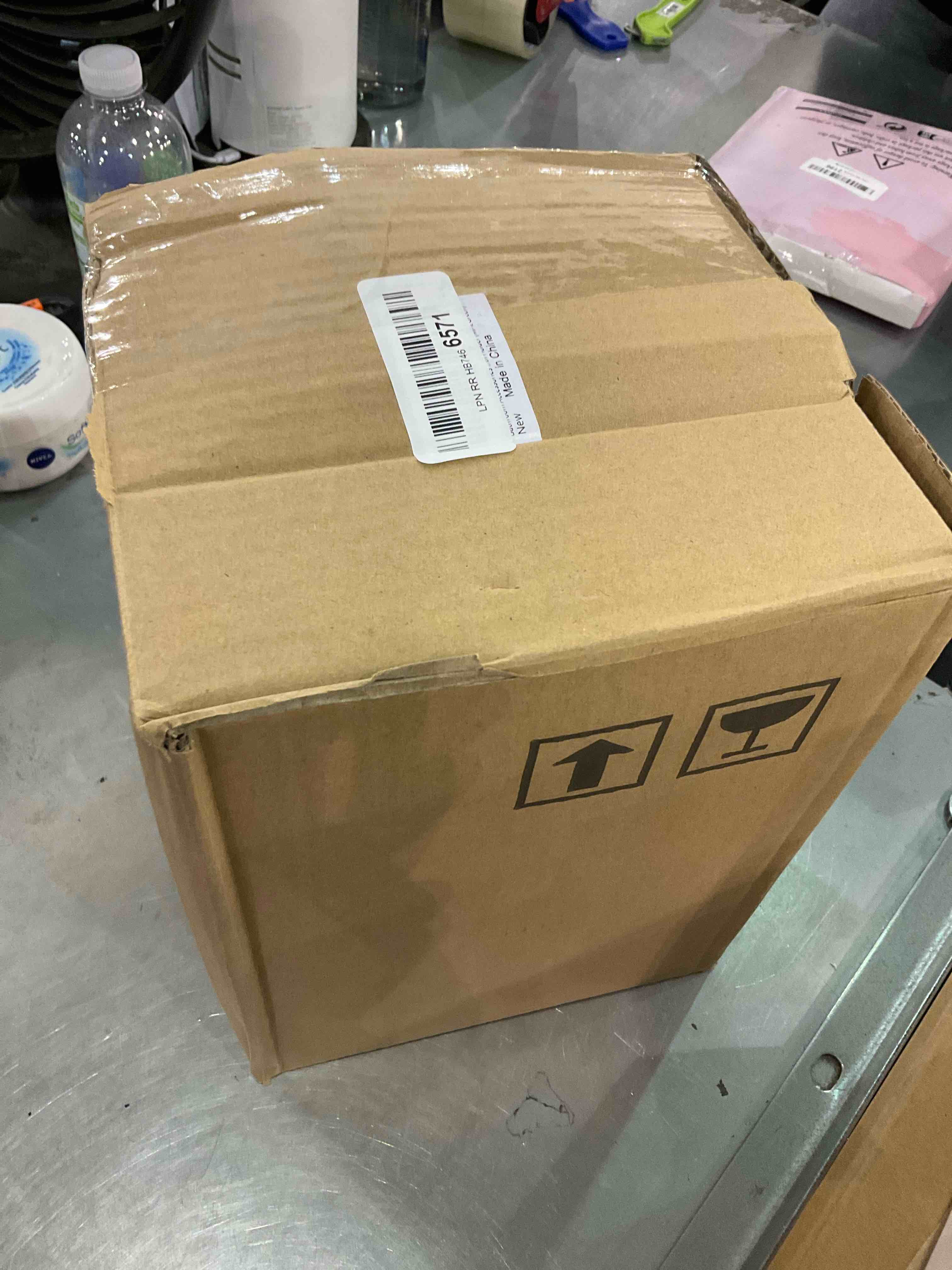 https://s3.amazonaws.com/lotting-images-prod/bidfta/EXS00829955_1700051255585.jpeg