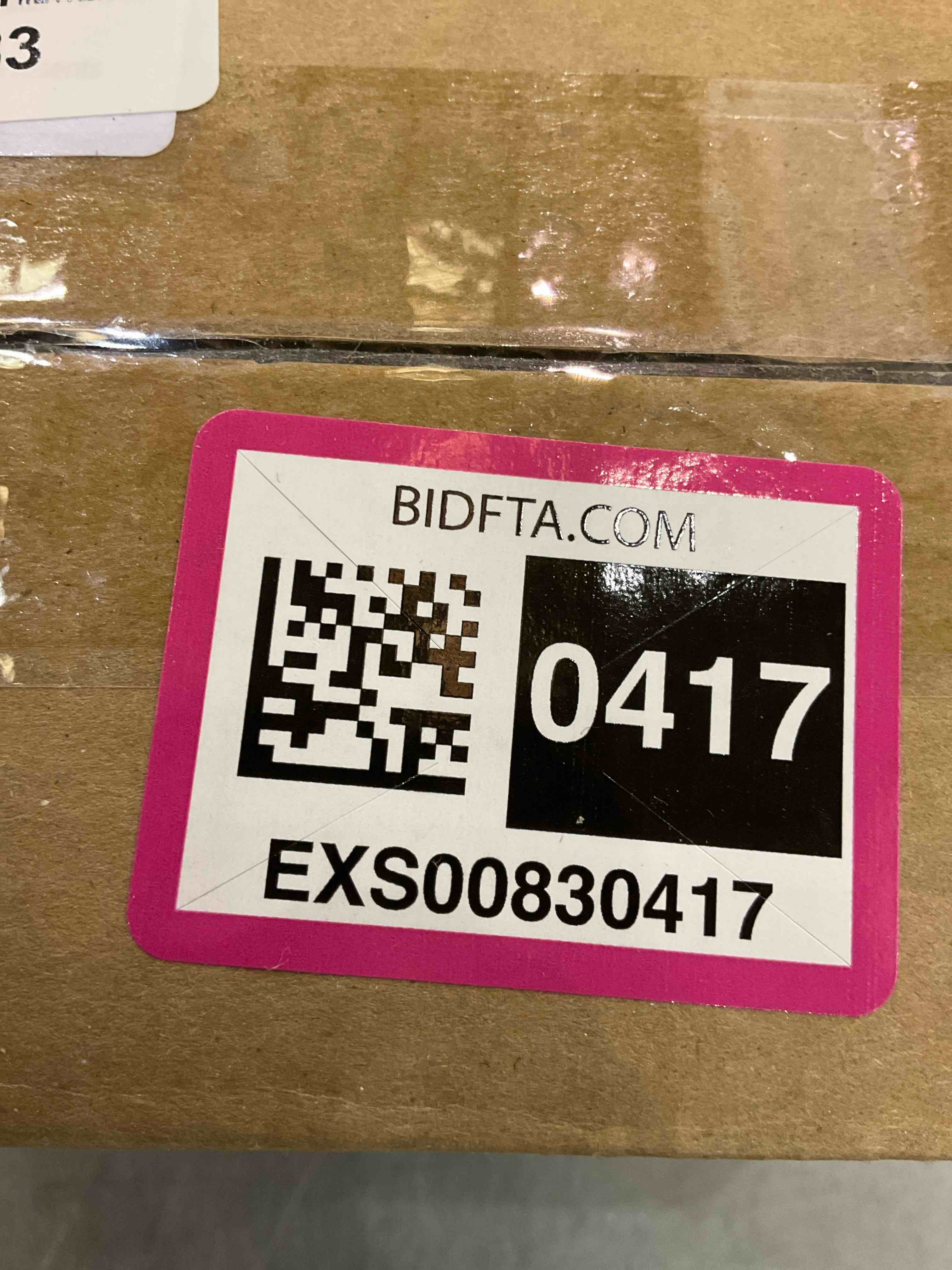 https://s3.amazonaws.com/lotting-images-prod/bidfta/EXS00830417_1699023058923.jpeg