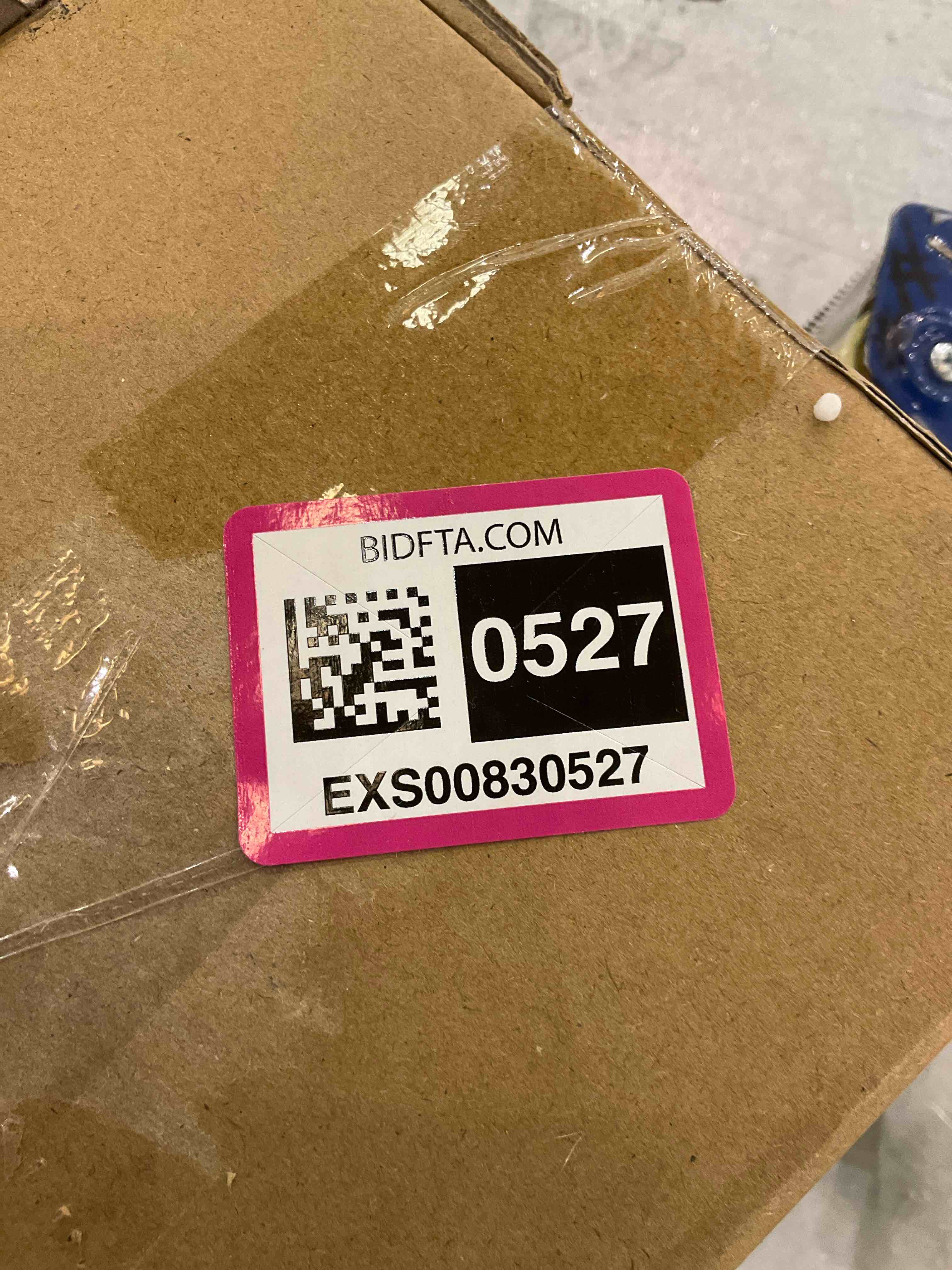 https://s3.amazonaws.com/lotting-images-prod/bidfta/EXS00830527_1699034047511.jpeg