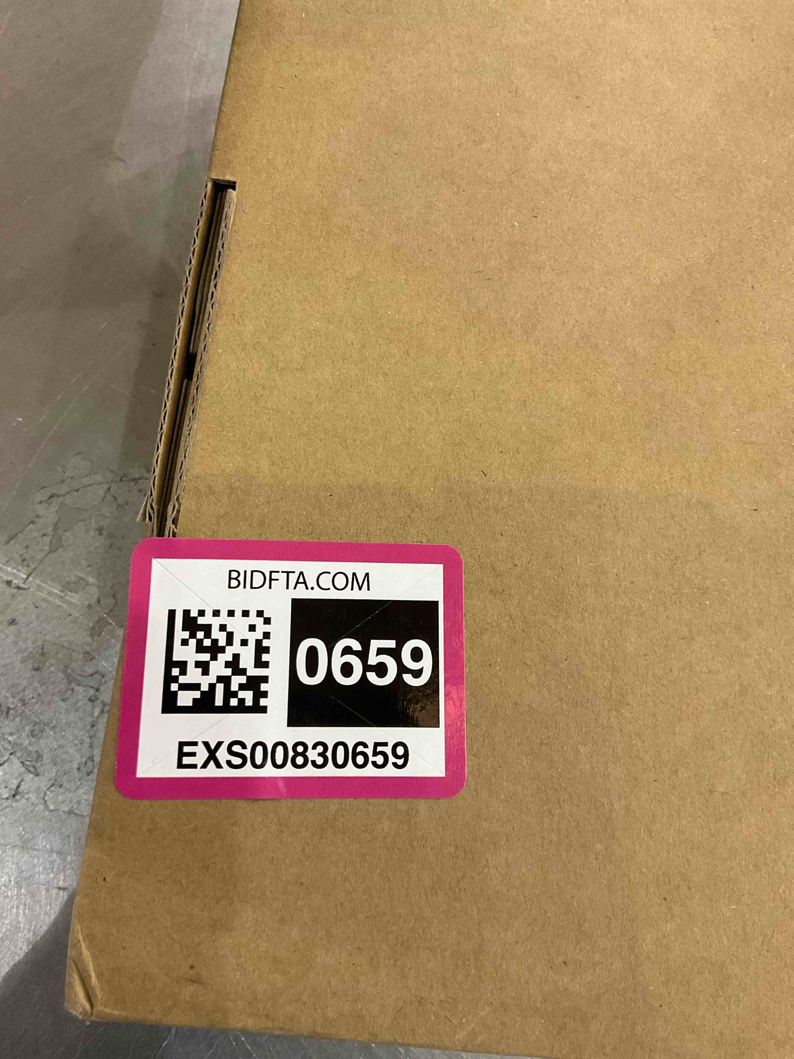 https://s3.amazonaws.com/lotting-images-prod/bidfta/EXS00830659_1699278686394.jpeg