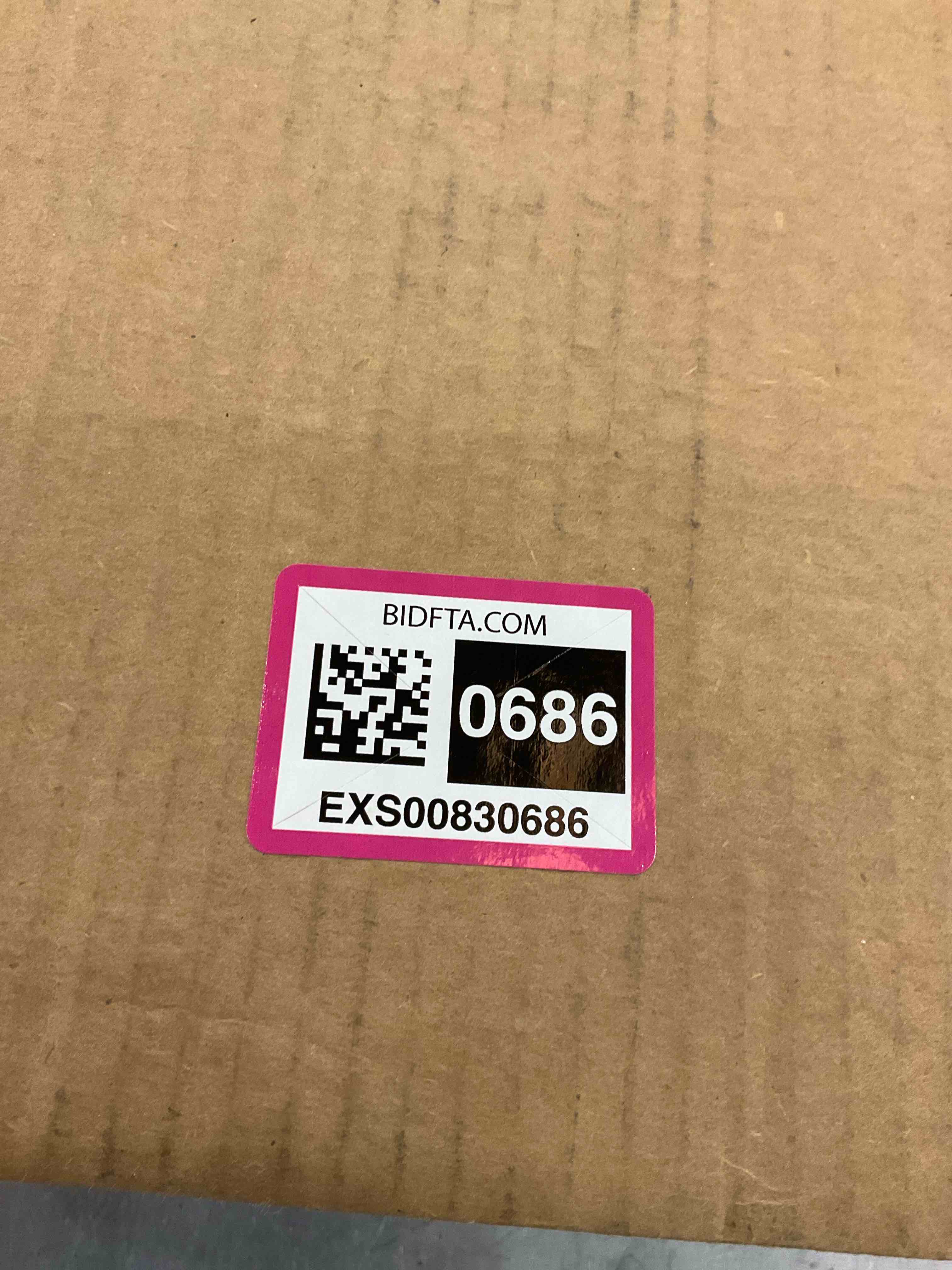 https://s3.amazonaws.com/lotting-images-prod/bidfta/EXS00830686_1699282496044.jpeg
