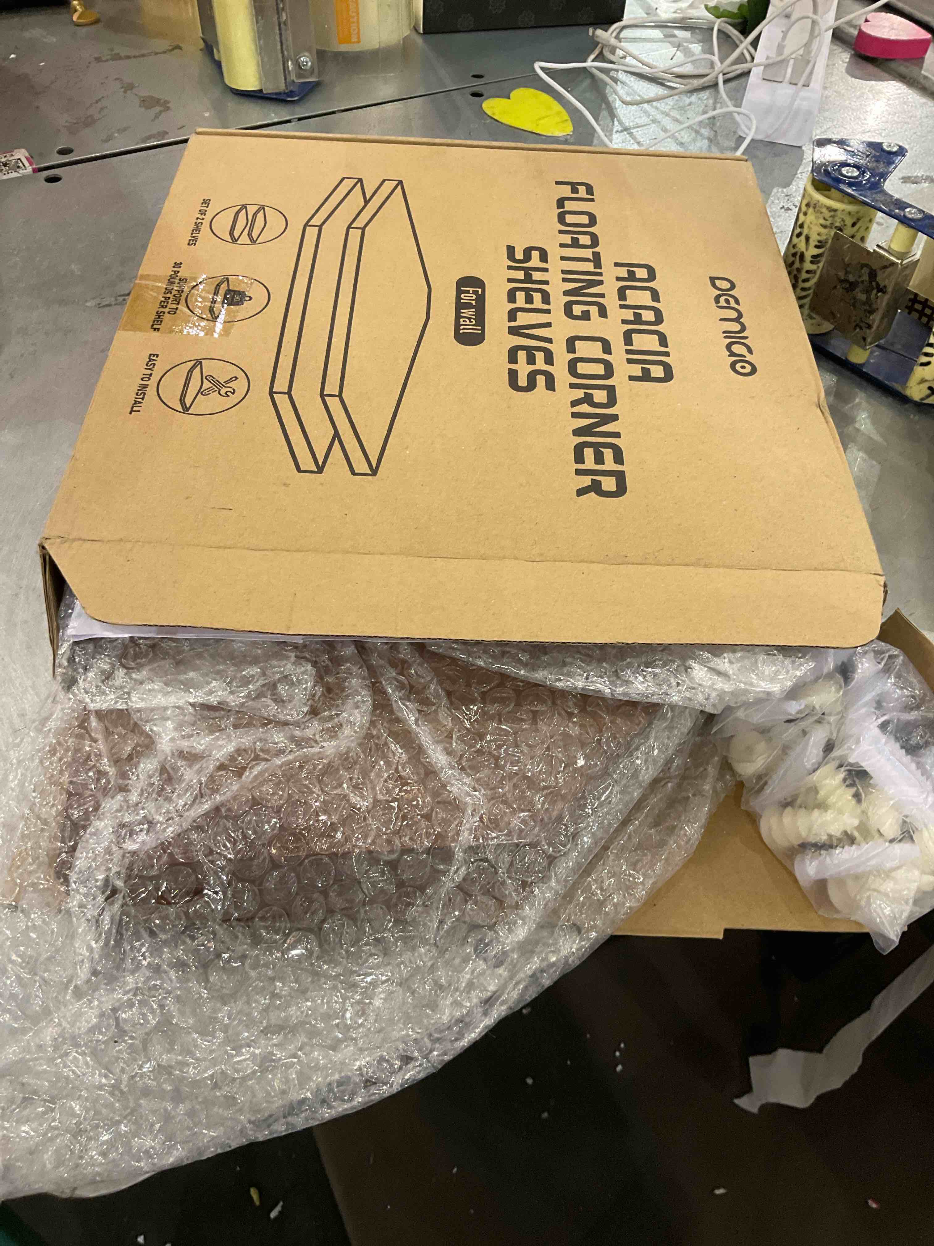 https://s3.amazonaws.com/lotting-images-prod/bidfta/EXS00830720_1699285725267.jpeg