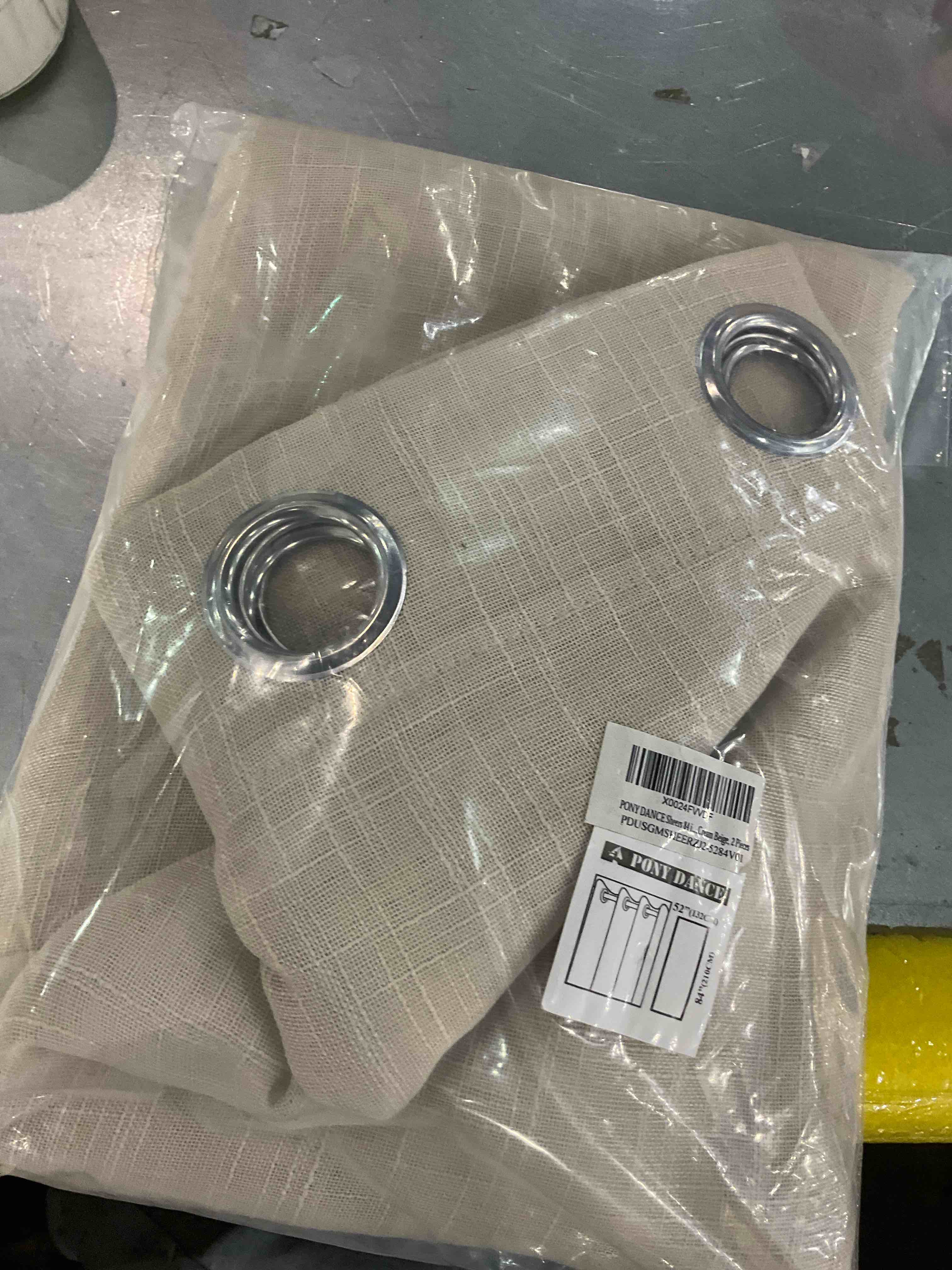 https://s3.amazonaws.com/lotting-images-prod/bidfta/EXS00830857_1699446210940.jpeg
