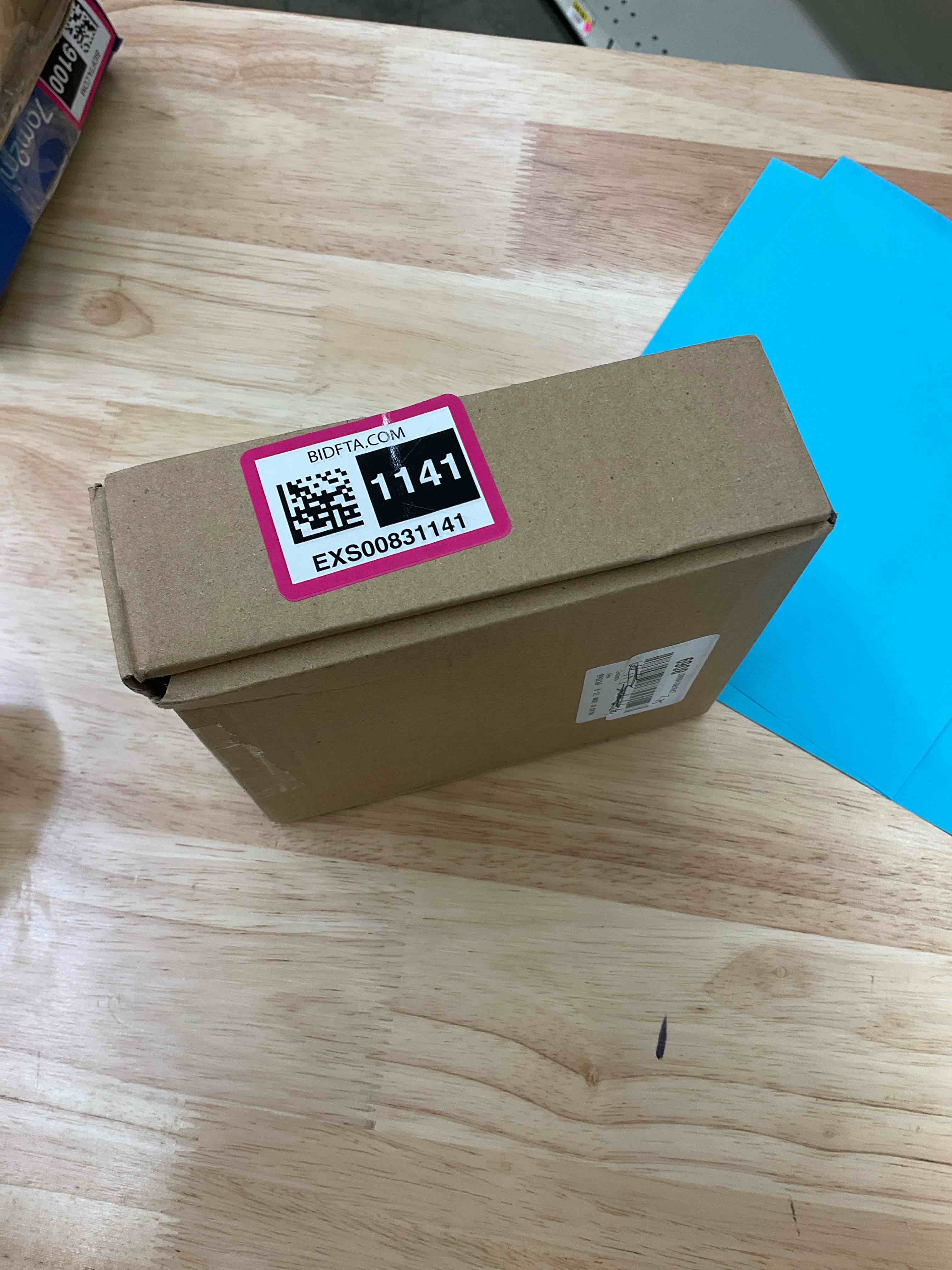 https://s3.amazonaws.com/lotting-images-prod/bidfta/EXS00831141_1700239645362.jpeg