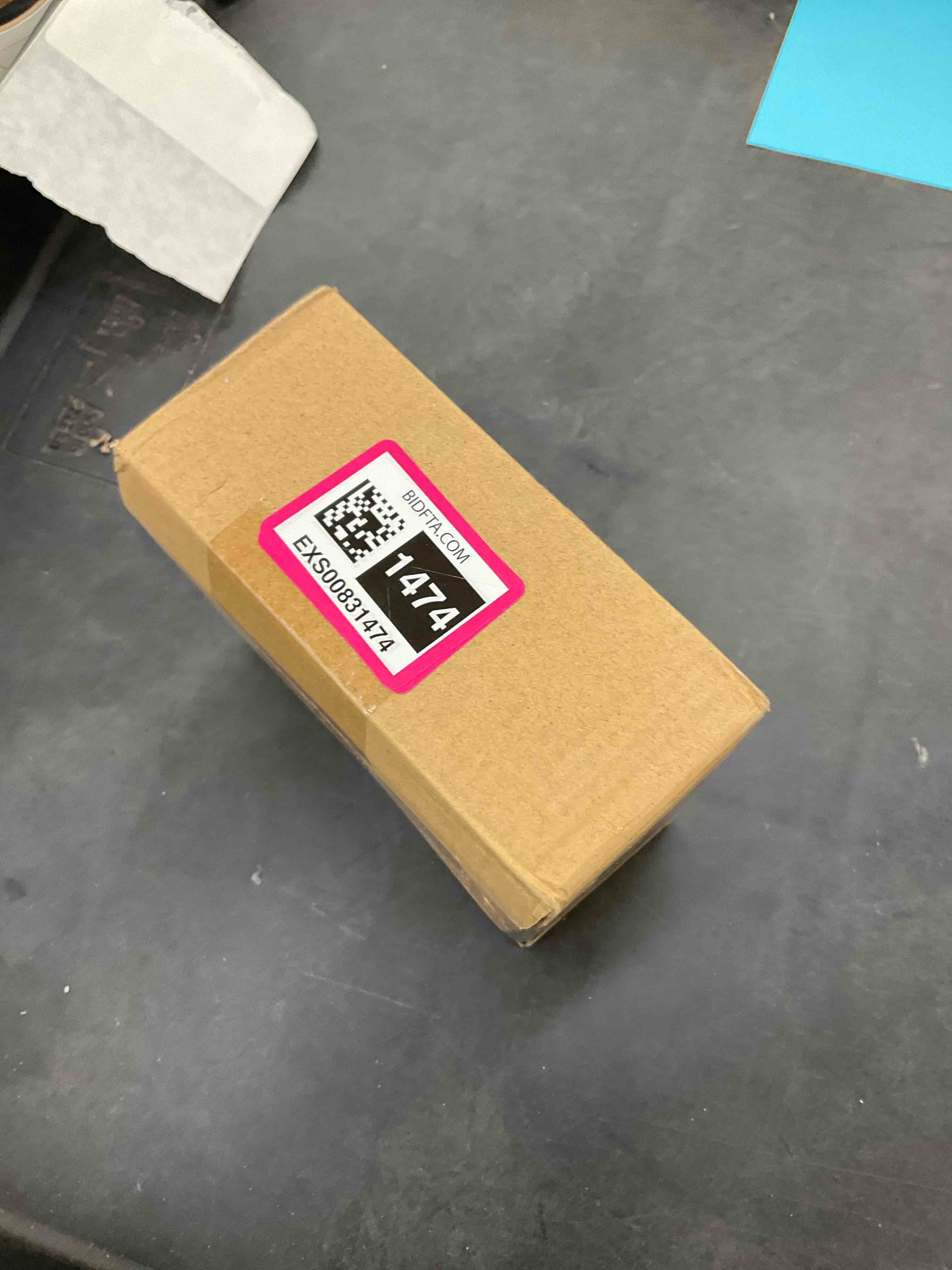 https://s3.amazonaws.com/lotting-images-prod/bidfta/EXS00831474_1700849081334.jpeg