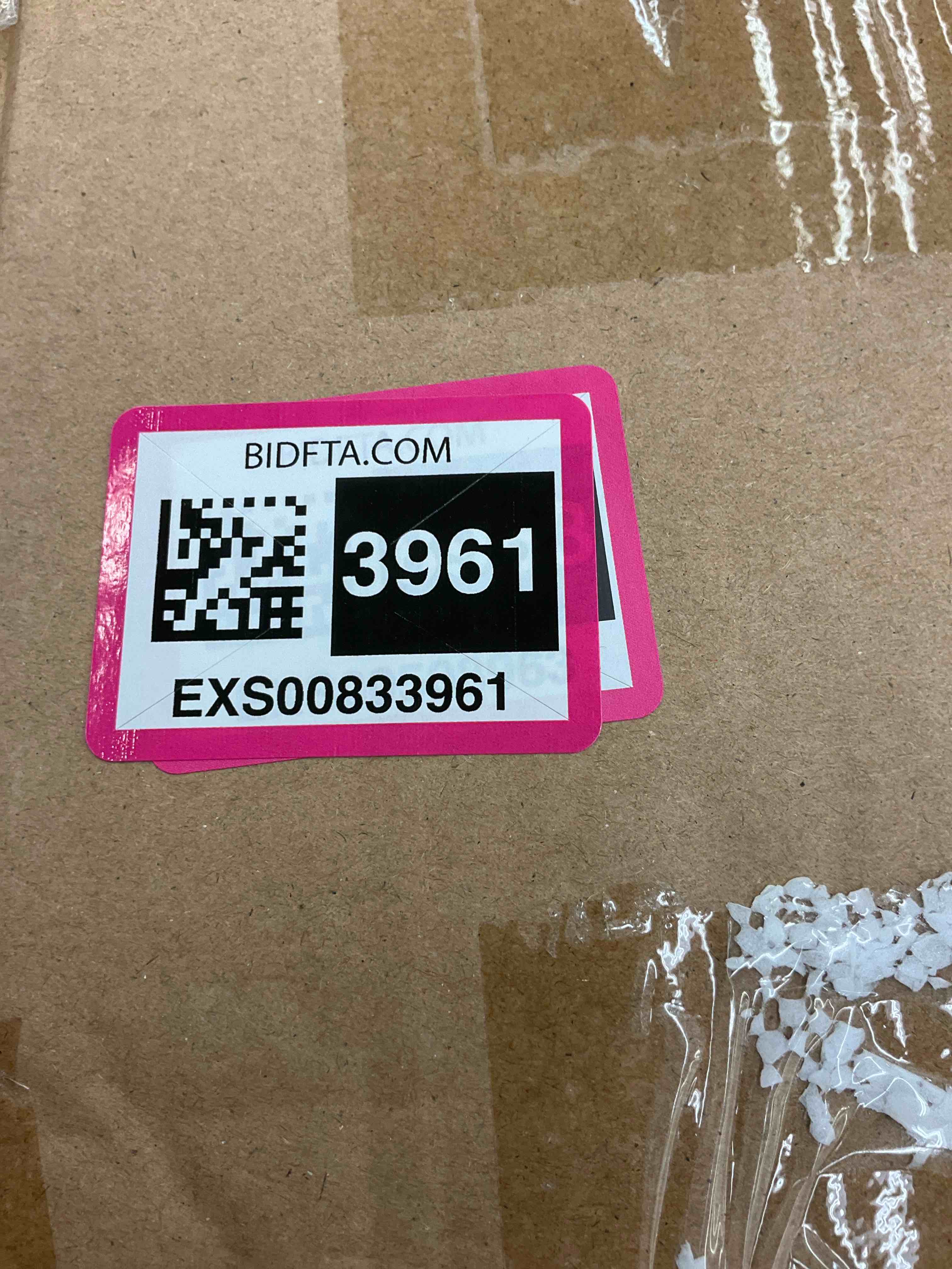 https://s3.amazonaws.com/lotting-images-prod/bidfta/EXS00833961_1700603645166.jpeg