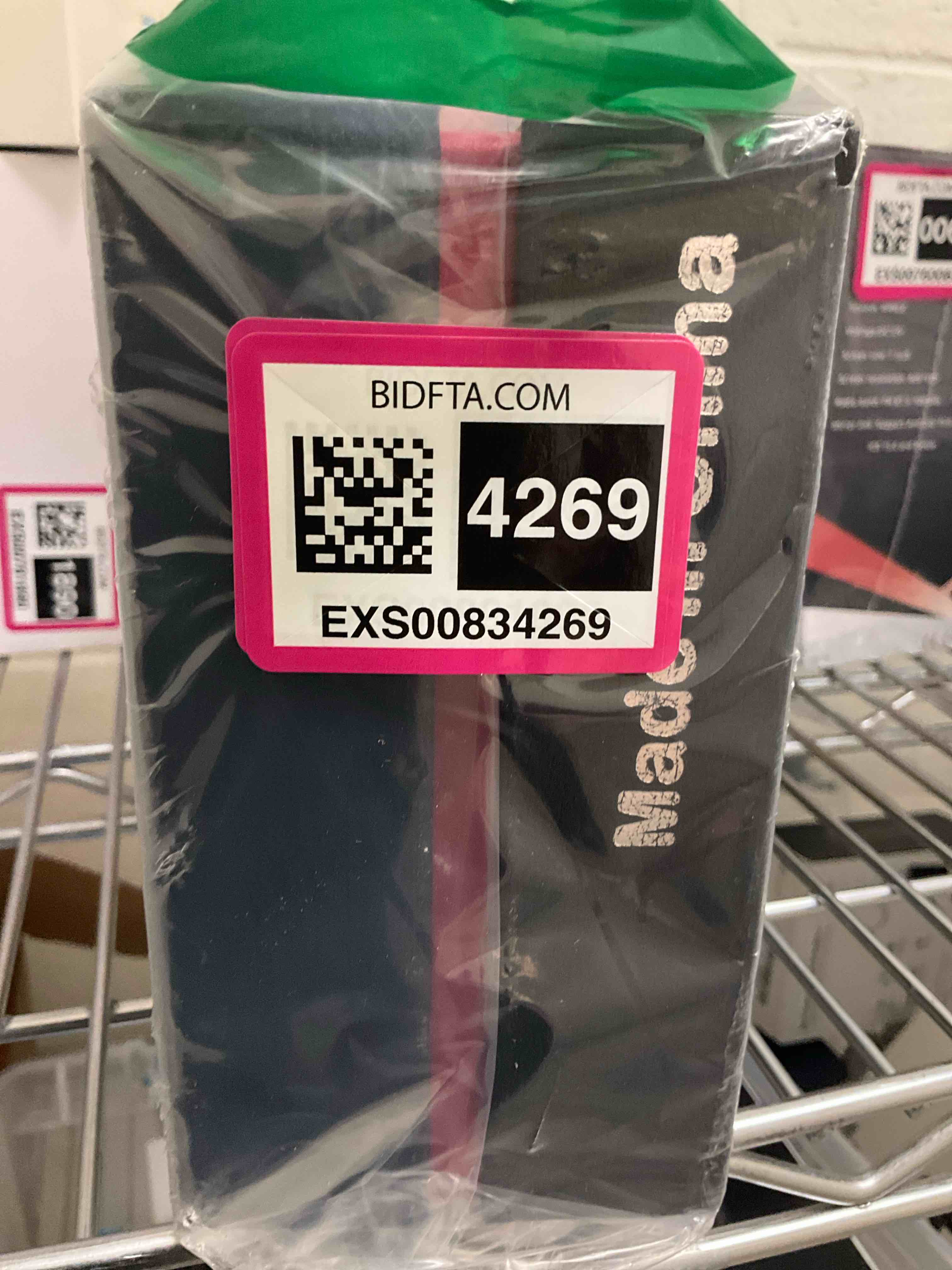 https://s3.amazonaws.com/lotting-images-prod/bidfta/EXS00834269_1702482939735.jpeg