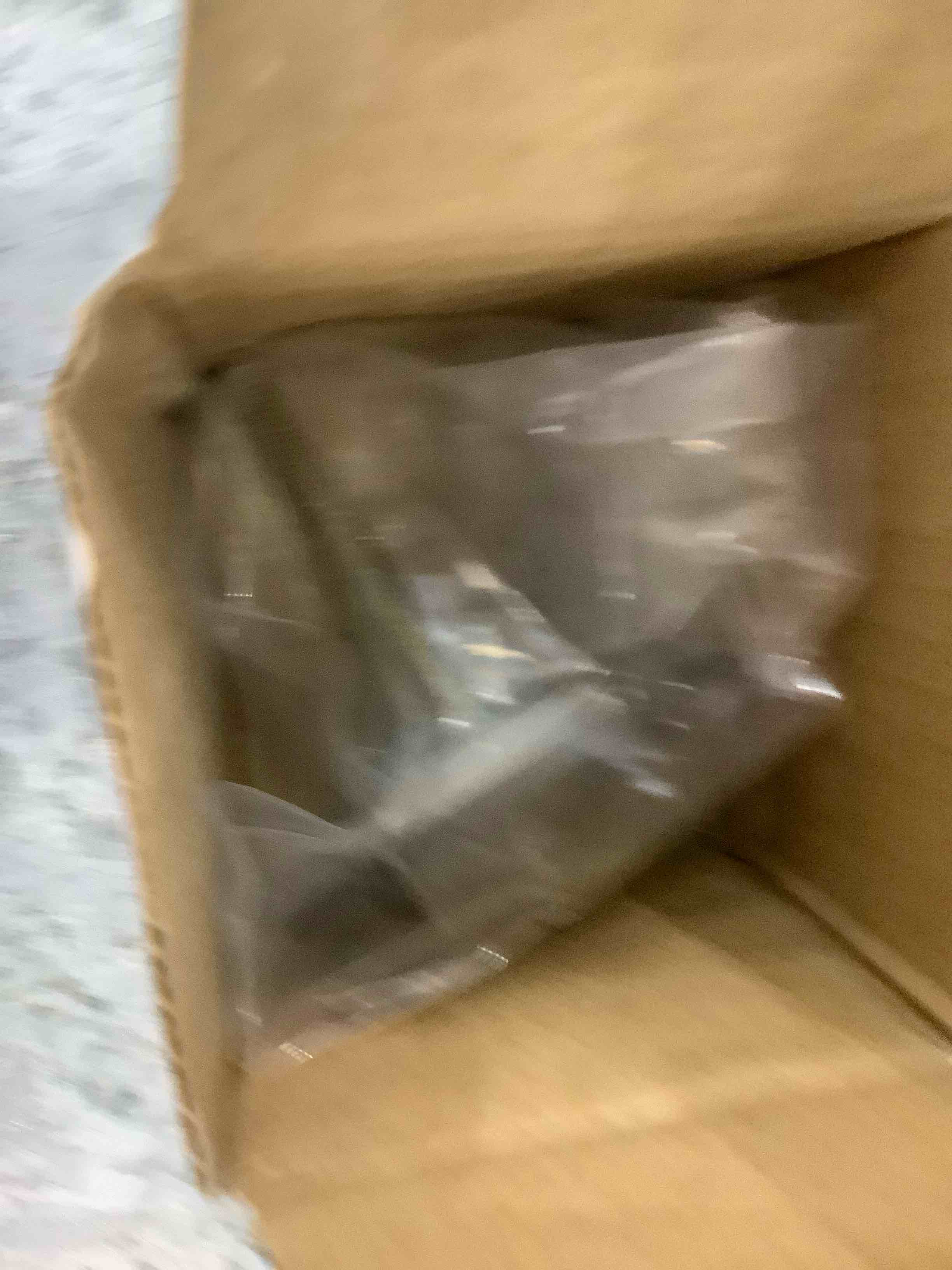https://s3.amazonaws.com/lotting-images-prod/bidfta/EXS00834675_1698860732770.jpeg