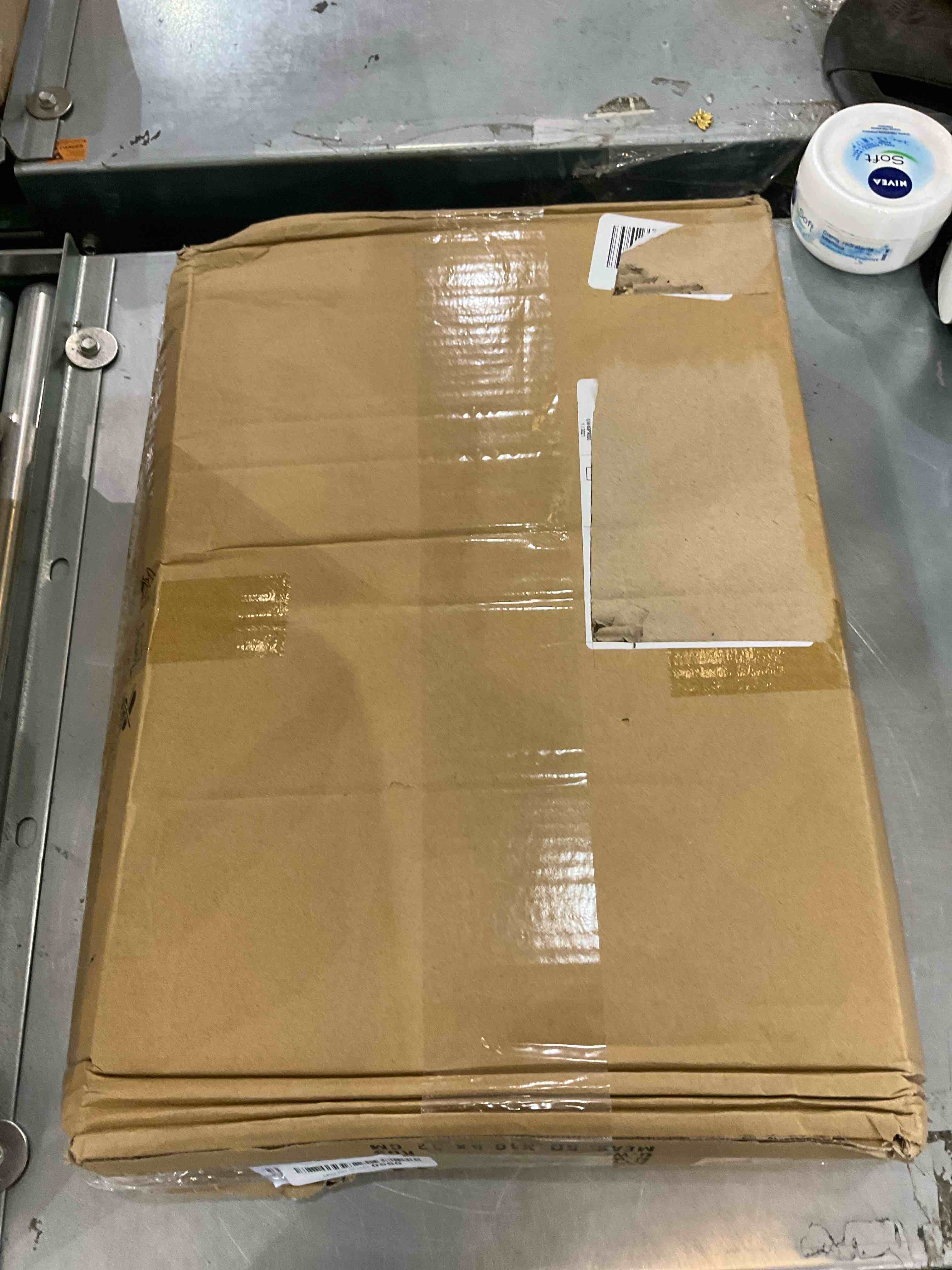 Nuptio Gold Vases for Centerpieces Wedding with Acrylic Panel - 3 Pcs 23.6/31.5/39.4 inch Tall Metal Flower Vase Flowers Stand - Elegant Bulk Weddings Decoration Table Geometric Centerpiece for Tables